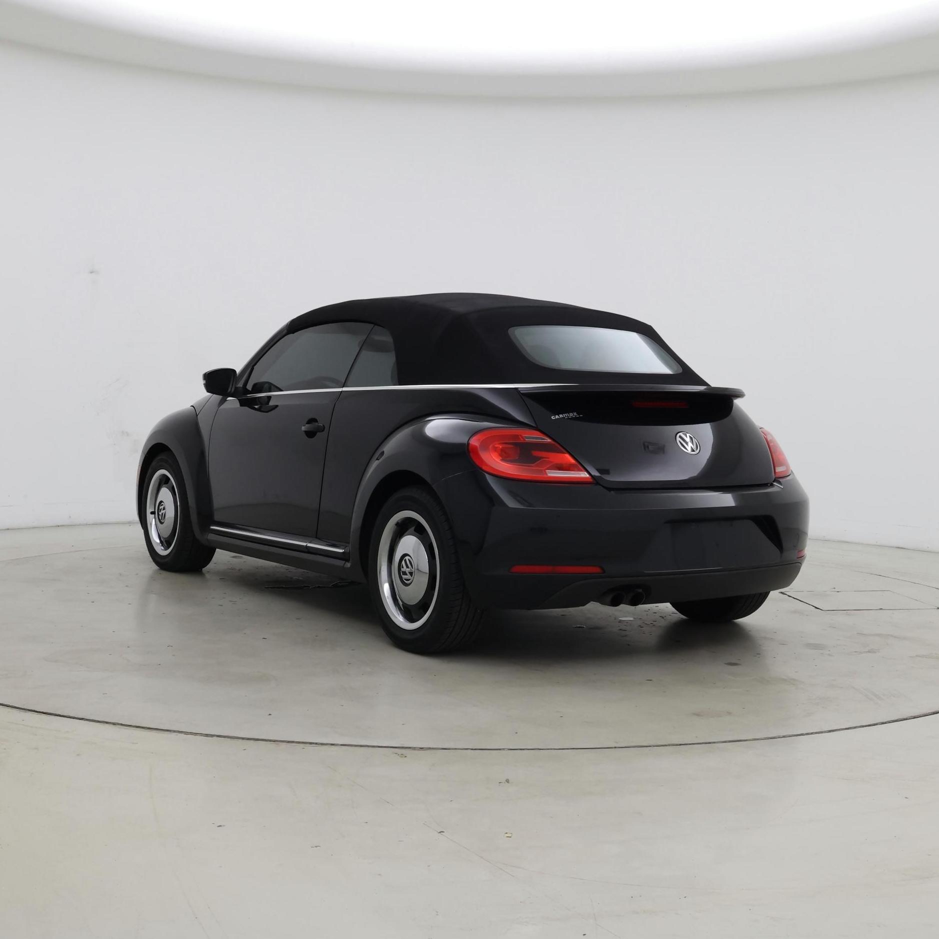 Thumbnail: 2015 Volkswagen Beetle - 2