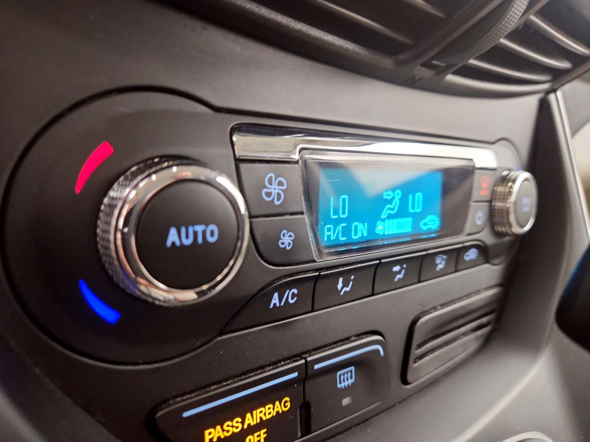 Thumbnail: 2016 Ford Escape - 16