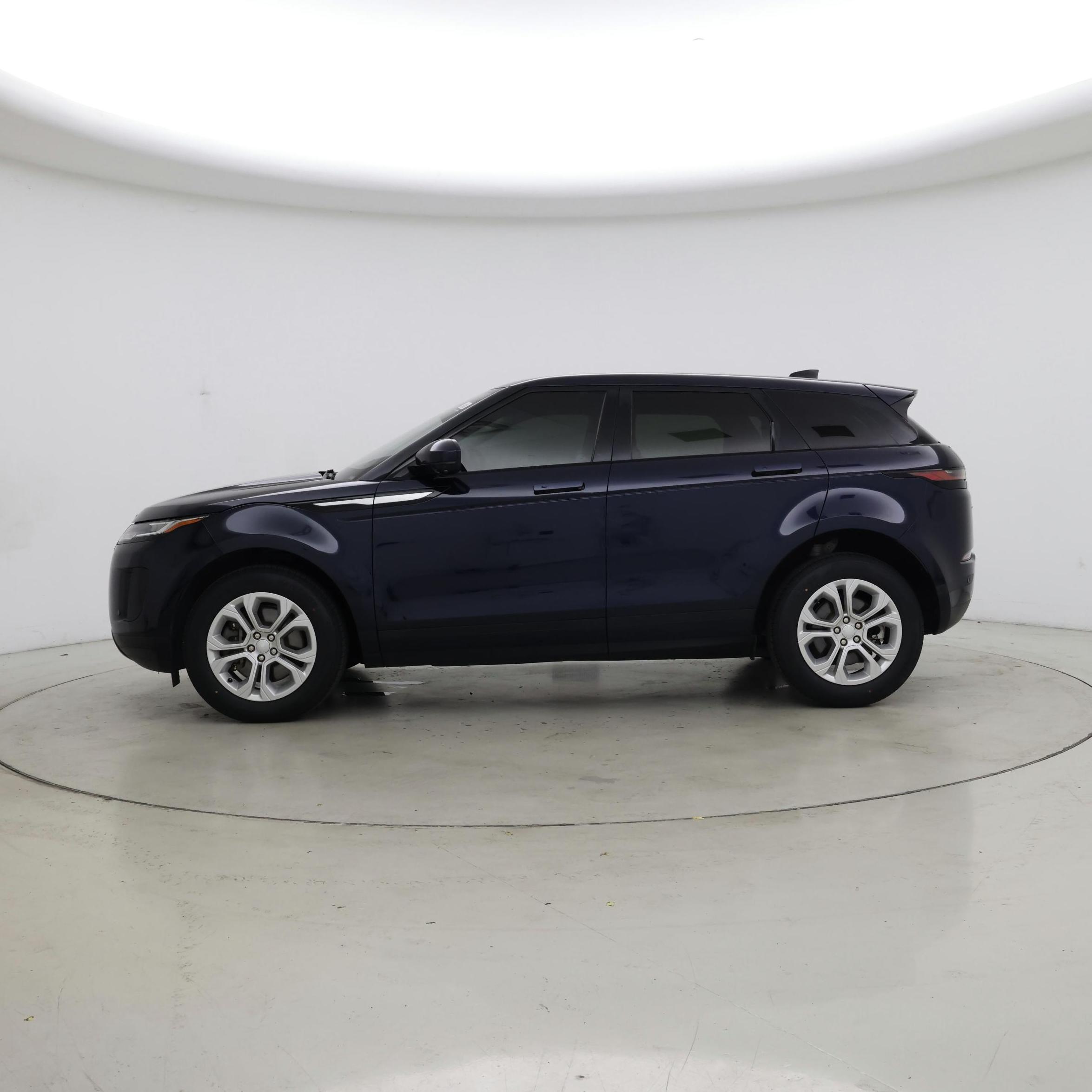 Thumbnail: 2021 Land Rover Range Rover Evoque - 3