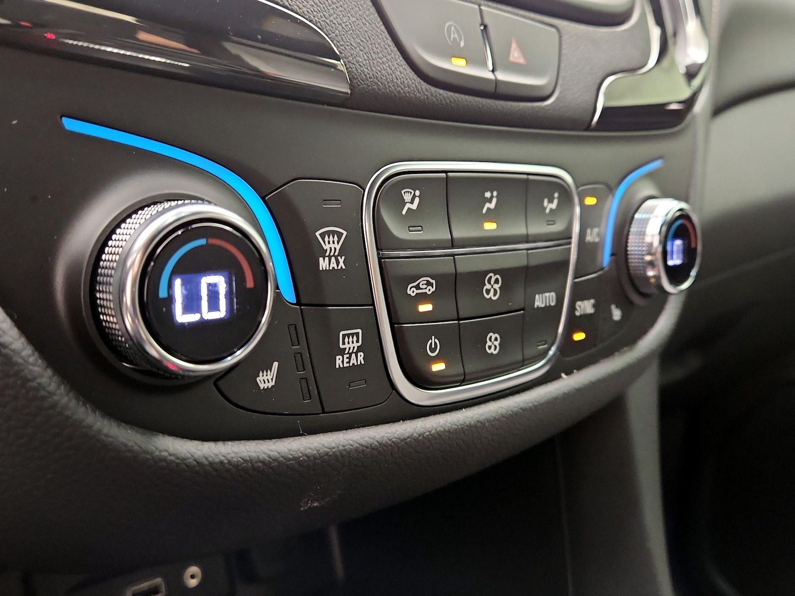 2023 Chevrolet Equinox RS - Photo 18