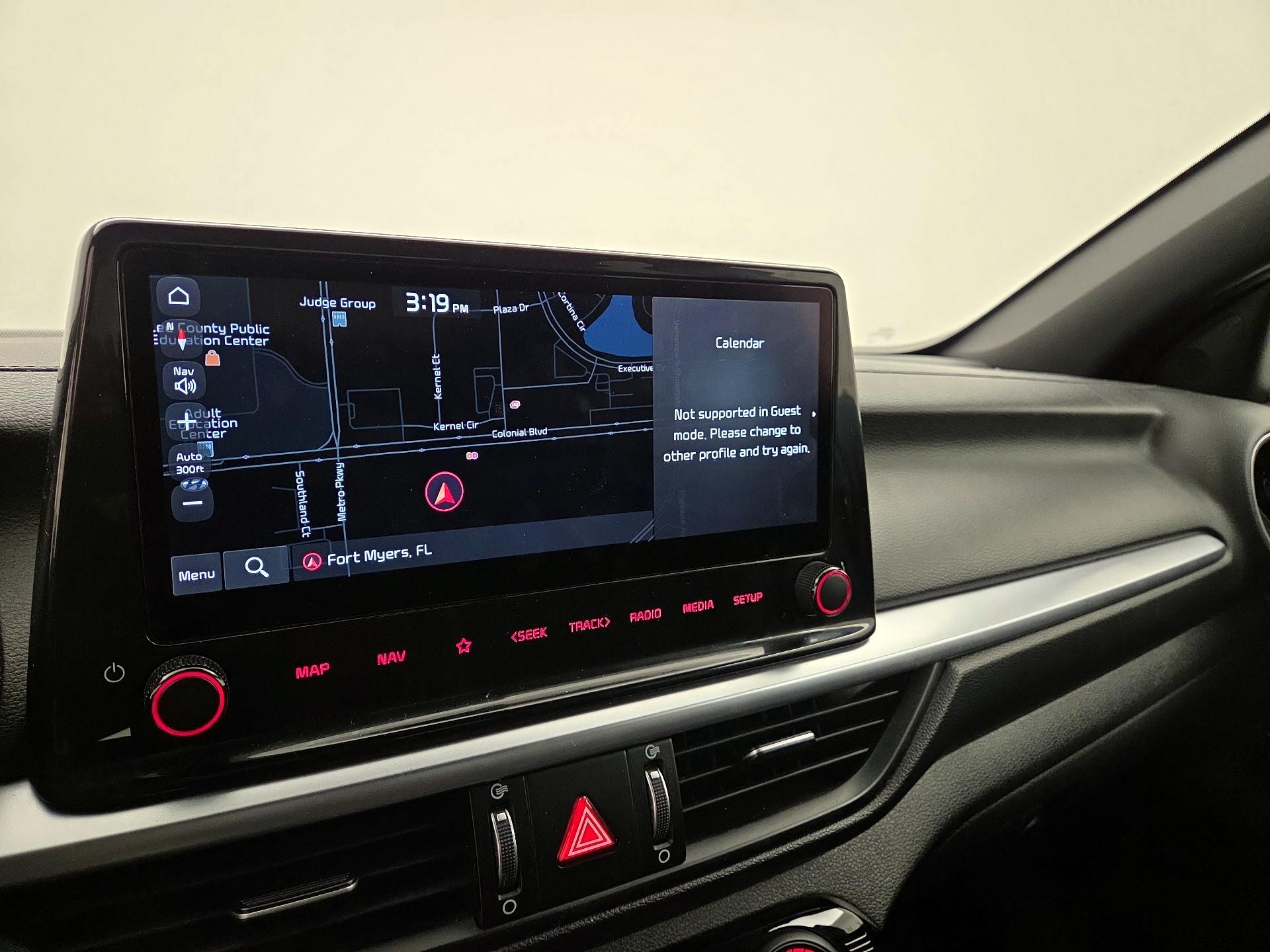 Thumbnail: 2022 Kia Forte - 14