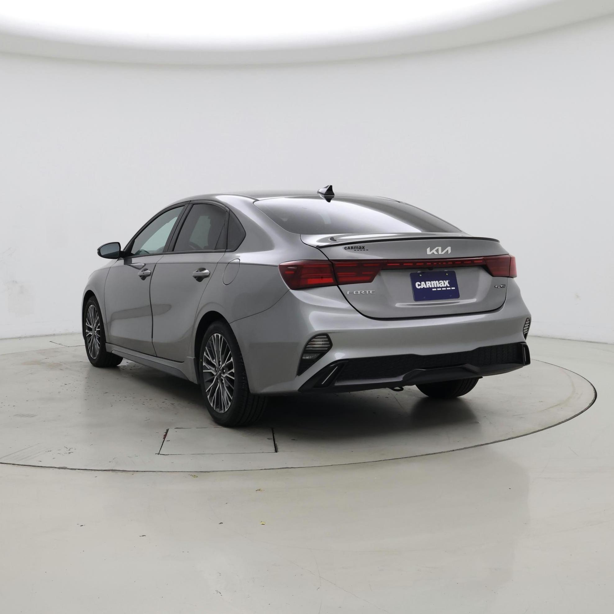 Thumbnail: 2022 Kia Forte - 2