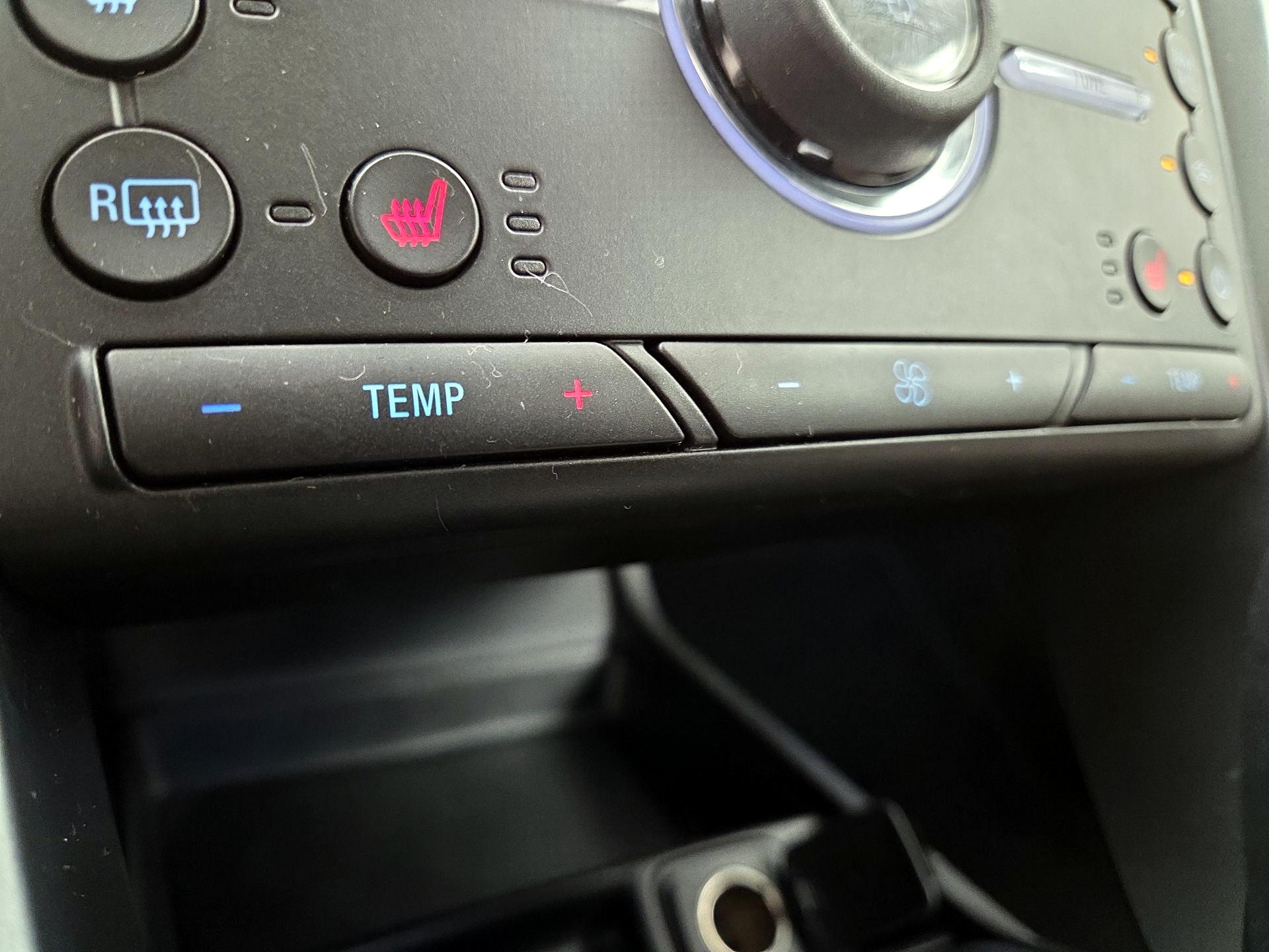 Thumbnail: 2016 Ford Fusion - 17