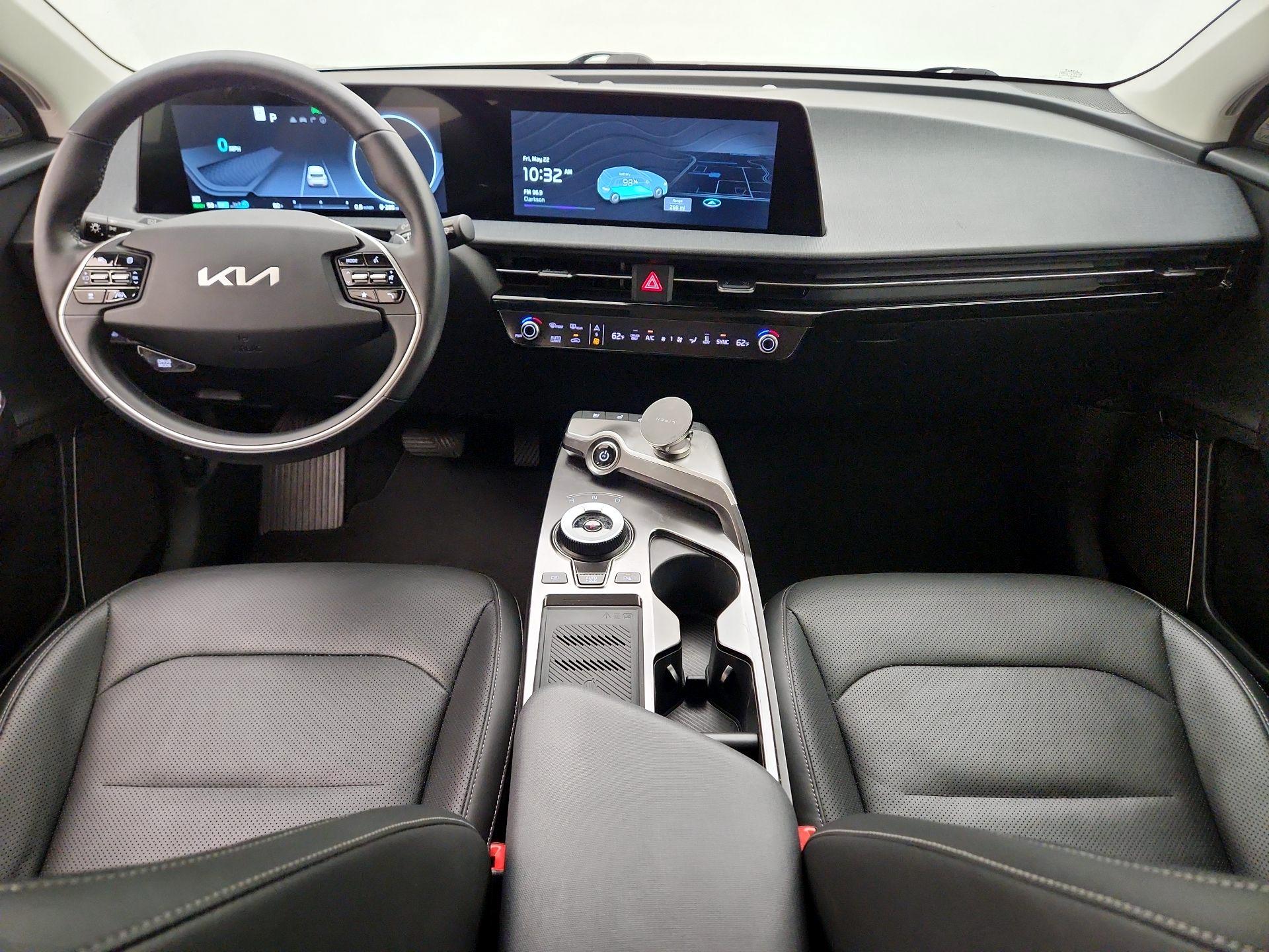 Thumbnail: 2022 Kia EV6 - 9