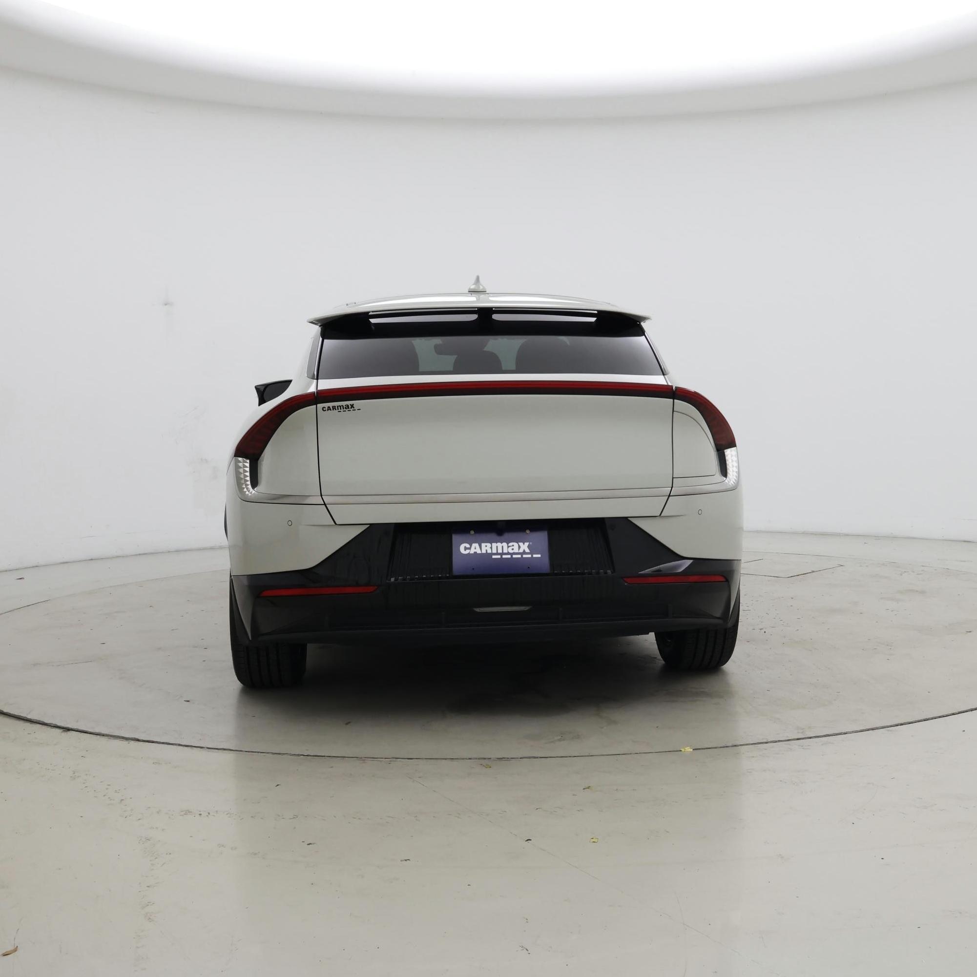 Thumbnail: 2022 Kia EV6 - 6