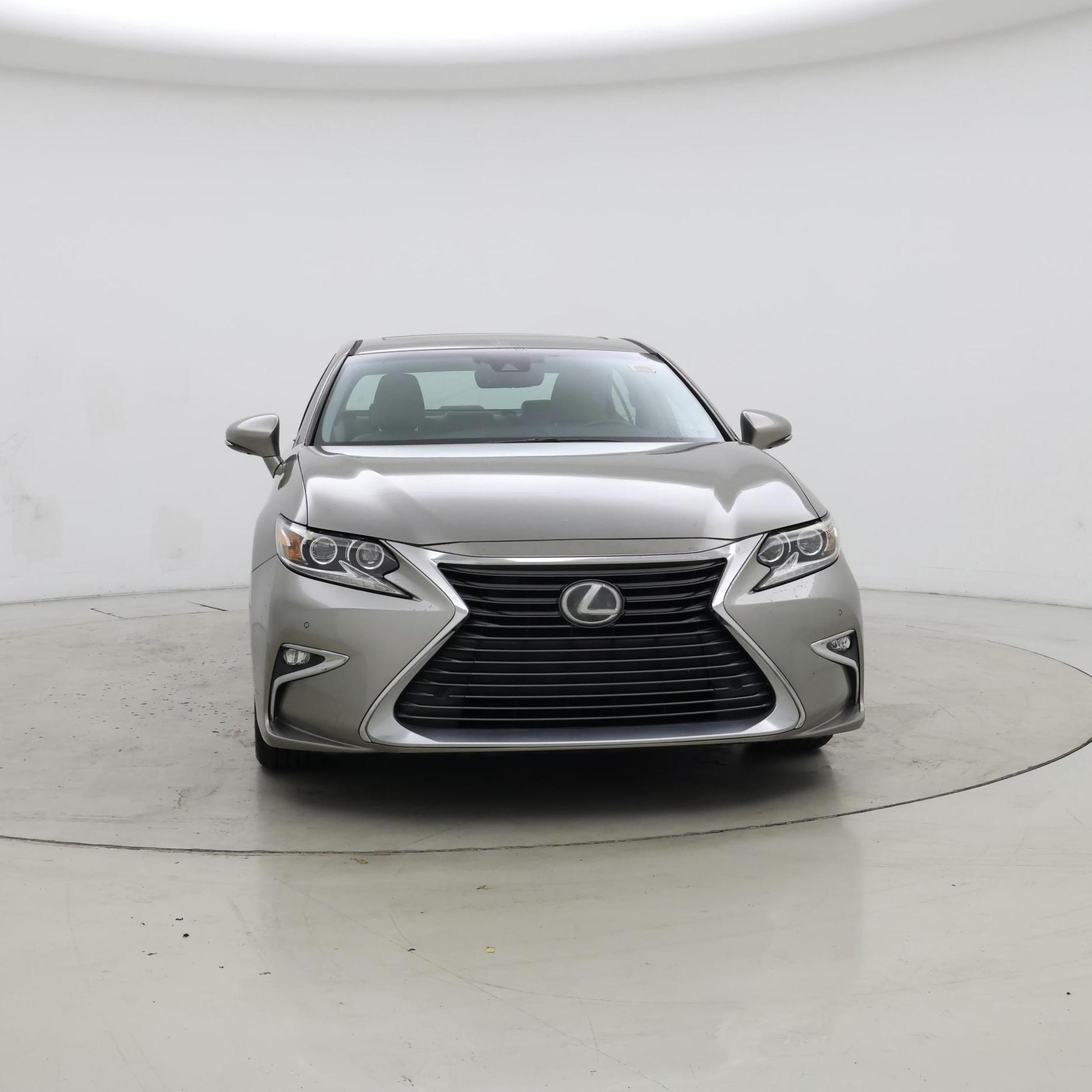 Thumbnail: 2018 Lexus ES - 5