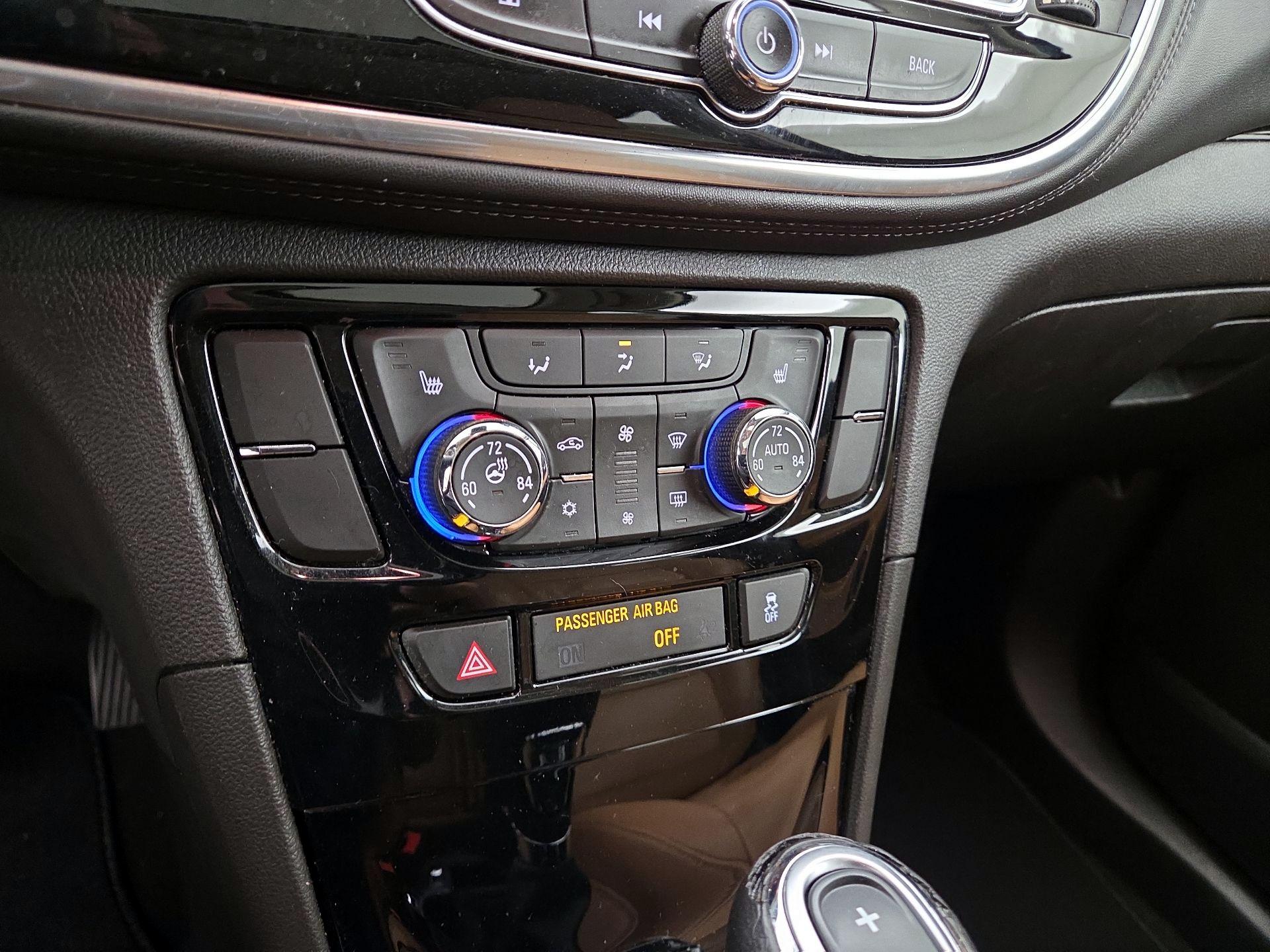 Thumbnail: 2018 Buick Encore - 17