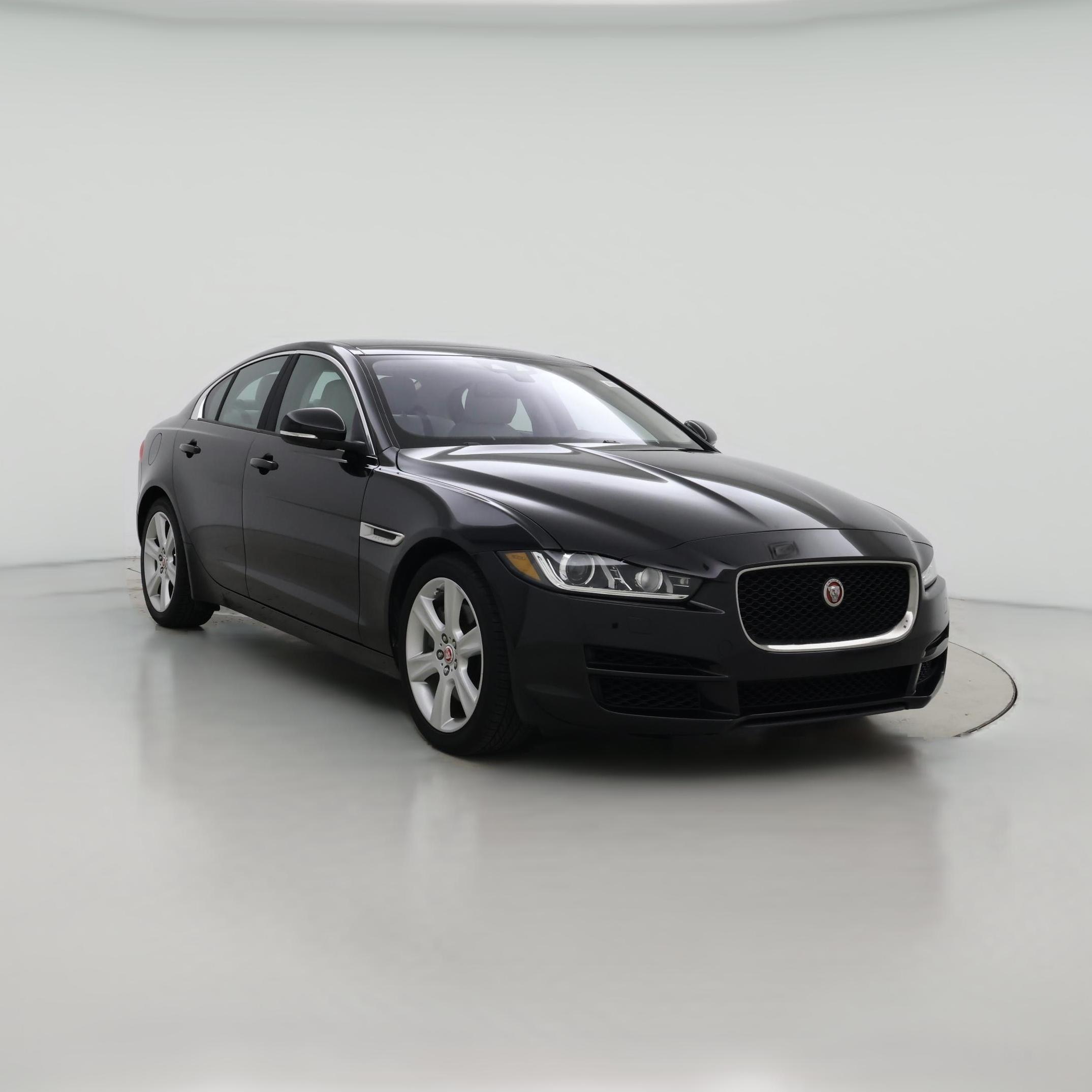 Thumbnail: 2018 Jaguar XE - 1