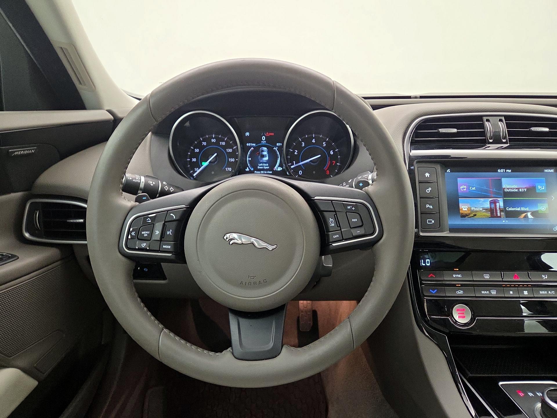 Thumbnail: 2018 Jaguar XE - 10