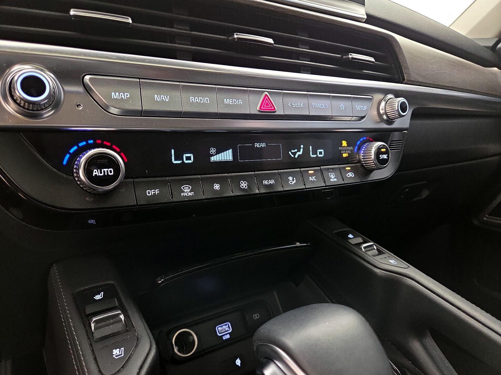 Thumbnail: 2021 Kia Telluride - 17