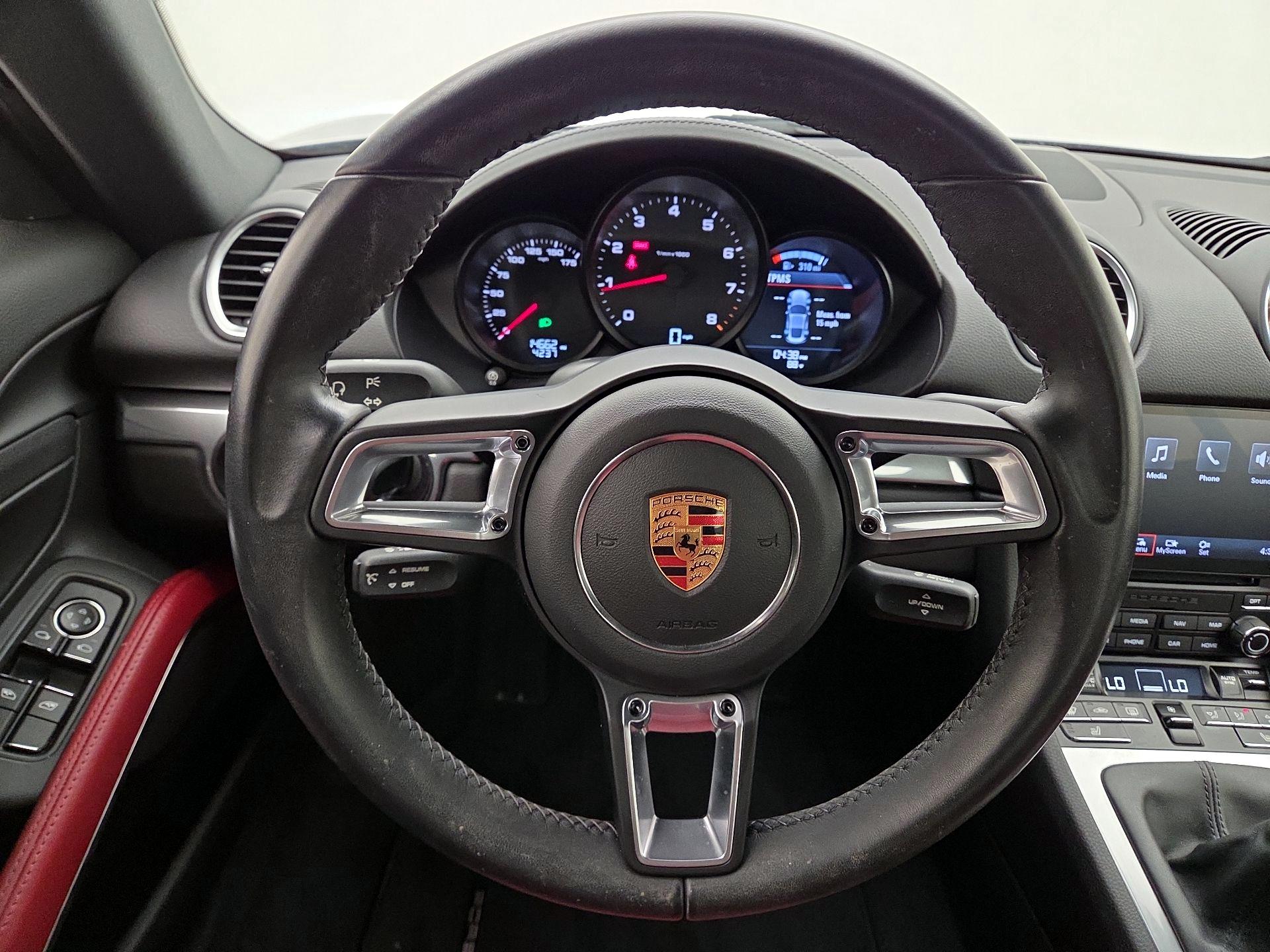 Thumbnail: 2023 Porsche 718 Cayman - 10