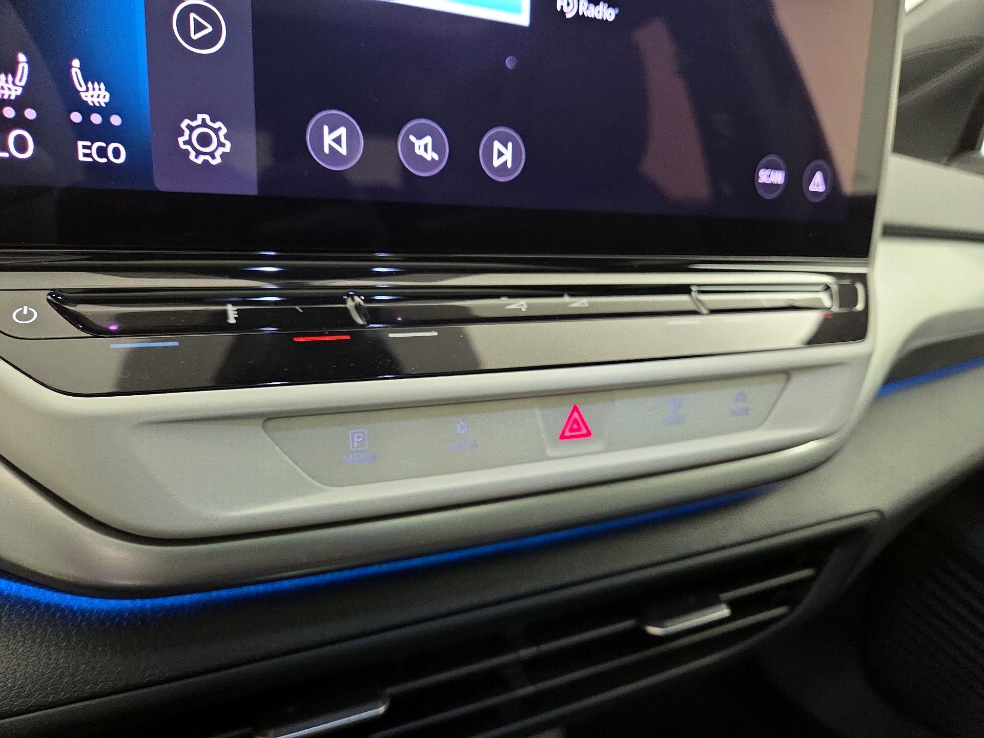 Thumbnail: 2021 Volkswagen ID.4 - 16