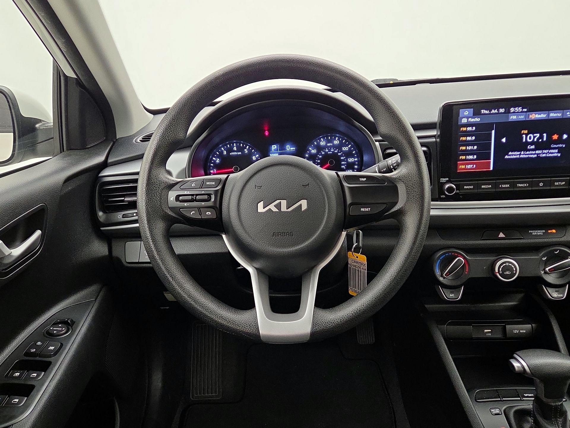 Thumbnail: 2022 Kia Rio - 10