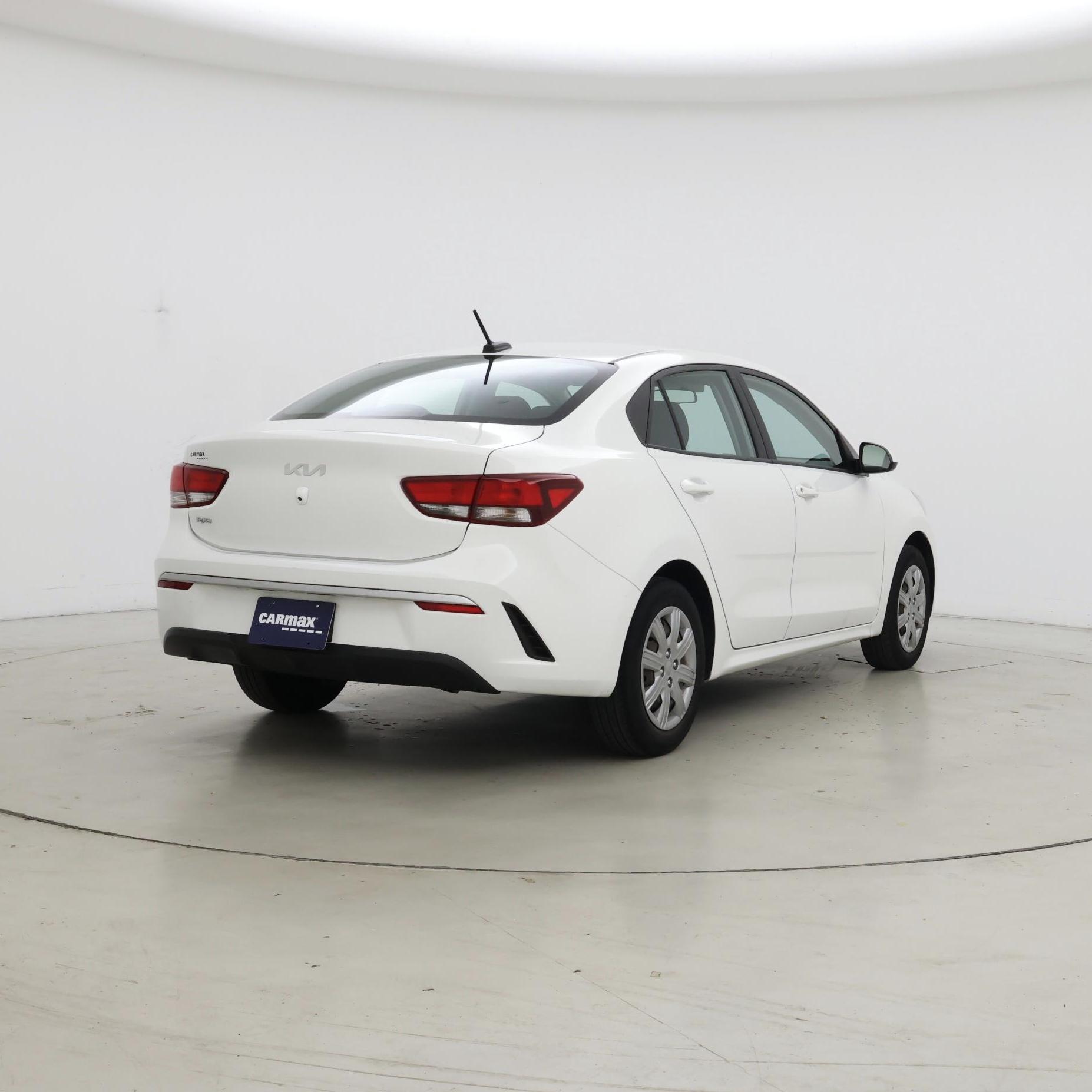 Thumbnail: 2022 Kia Rio - 8