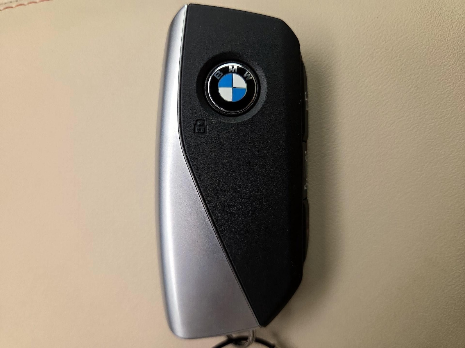 2025 BMW X3 30 - Photo 24