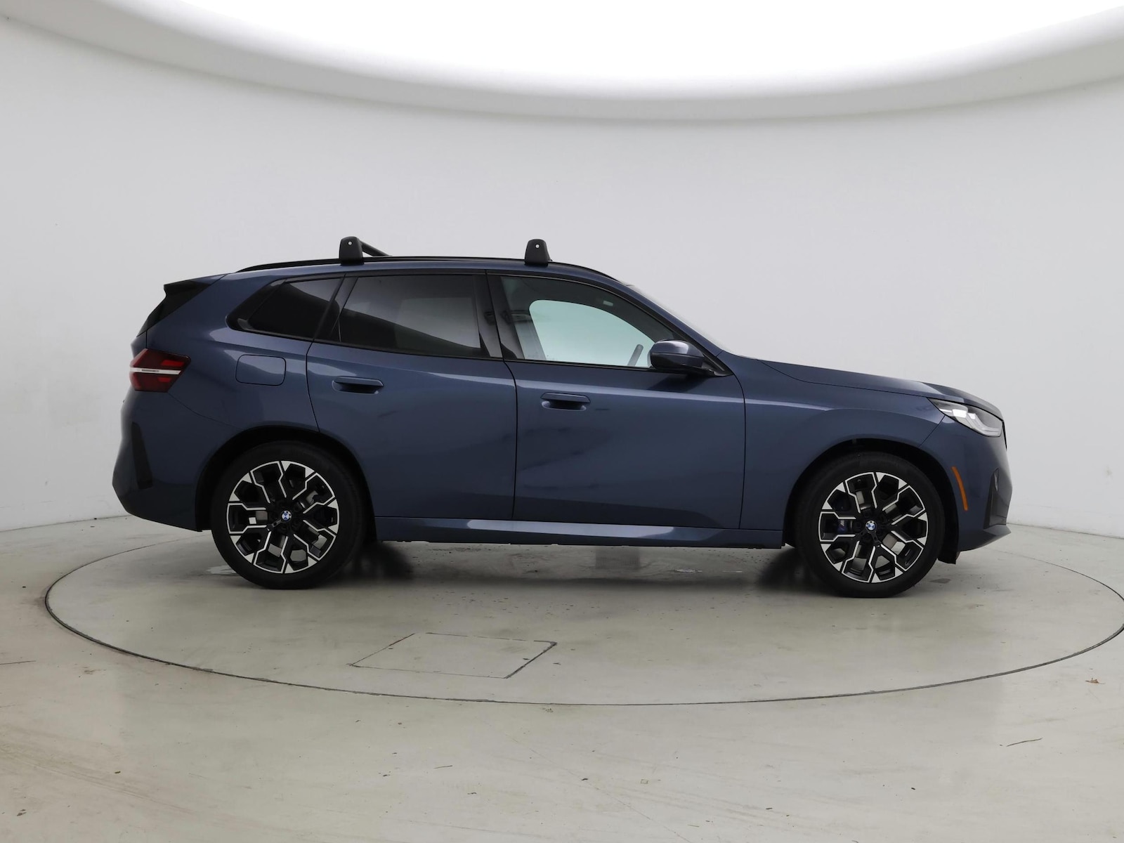 2025 BMW X3 30 - Photo 8