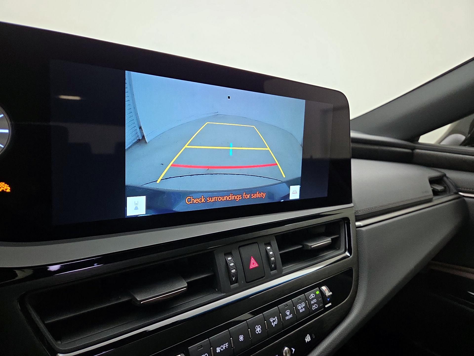 Thumbnail: 2024 Lexus ES - 13