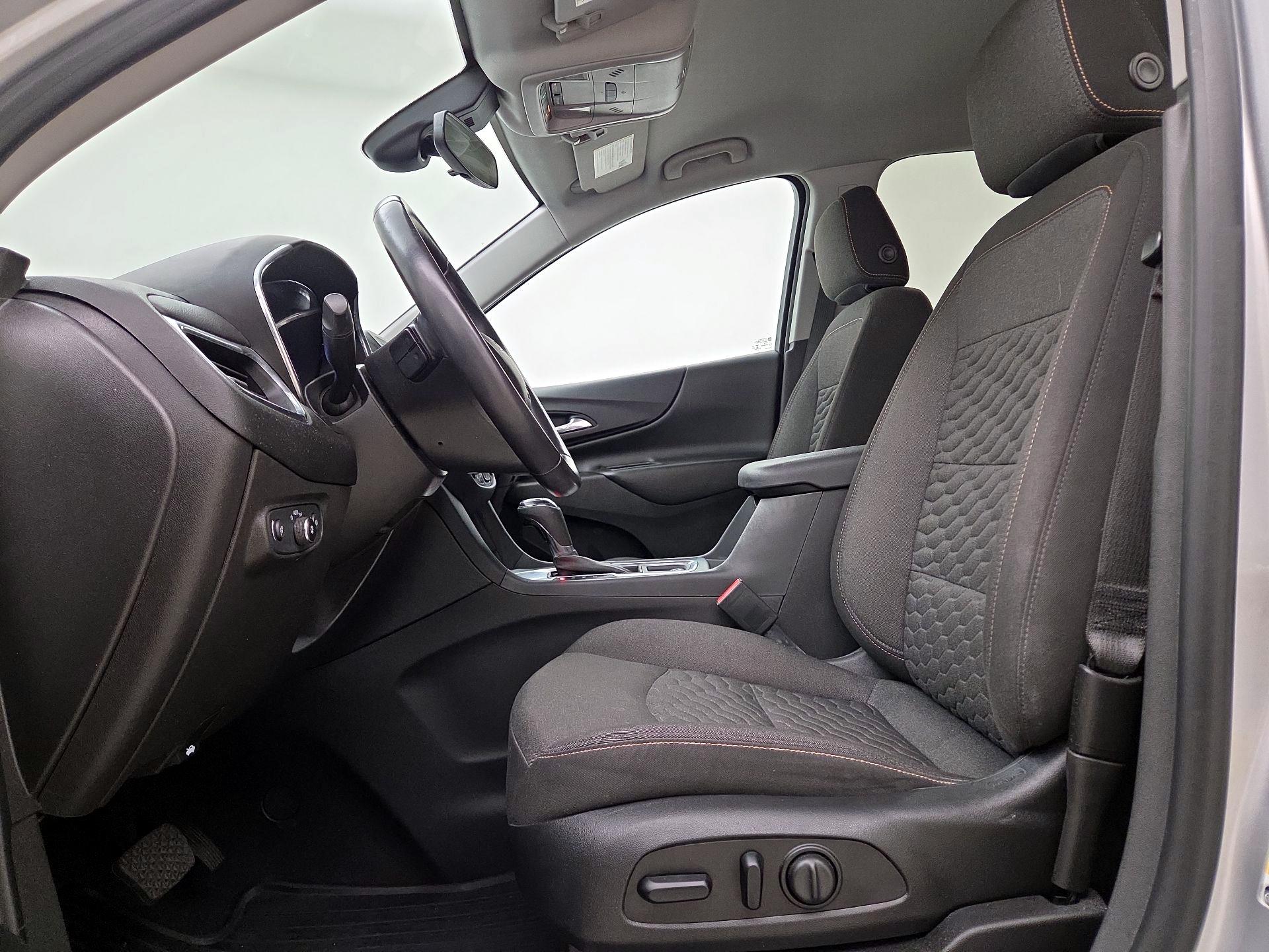 Thumbnail: 2020 Chevrolet Equinox - 11