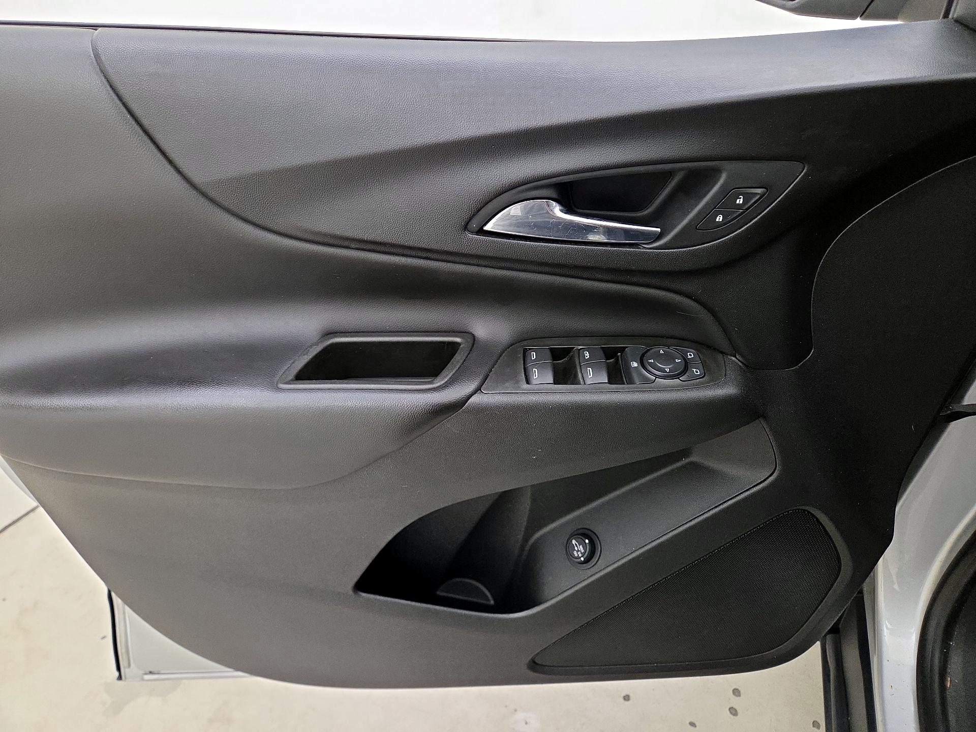 Thumbnail: 2020 Chevrolet Equinox - 12