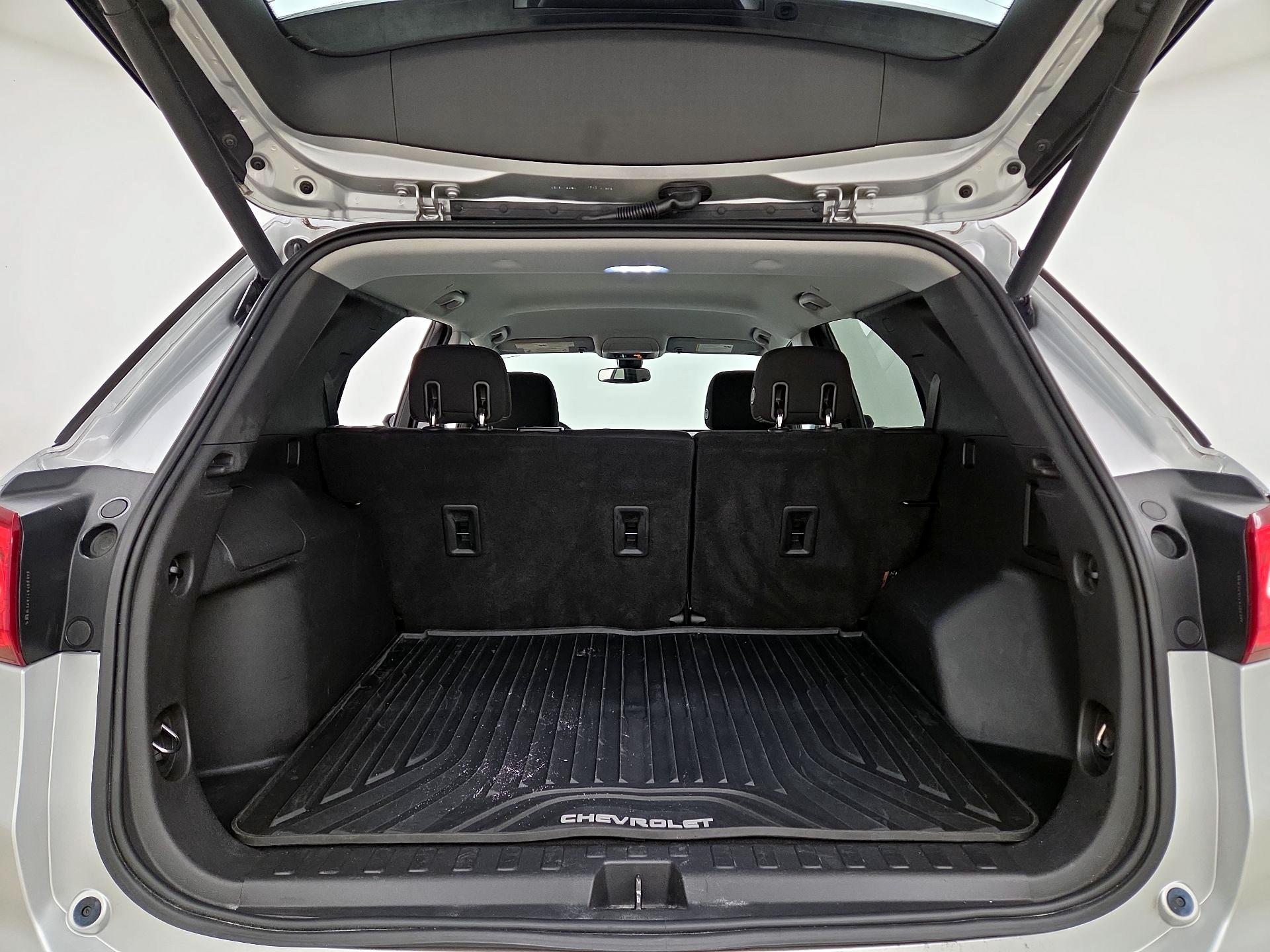 Thumbnail: 2020 Chevrolet Equinox - 20