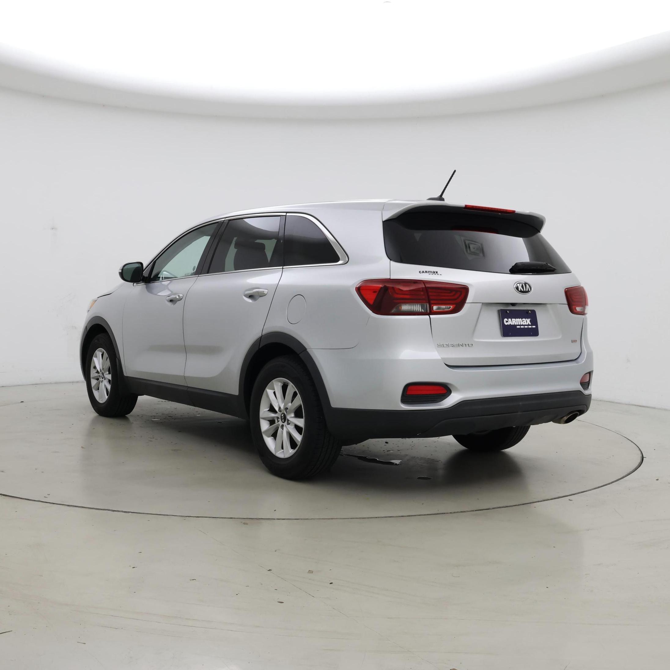 Thumbnail: 2019 Kia Sorento - 2