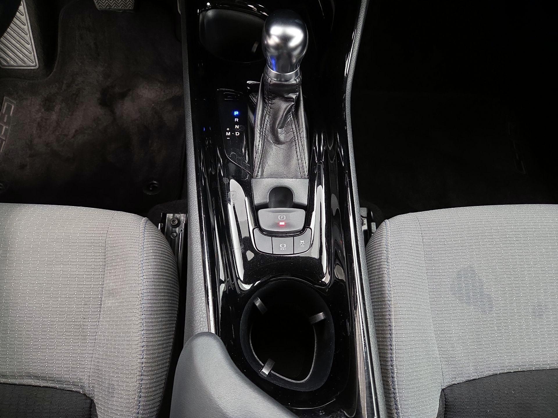 Thumbnail: 2019 Toyota C-HR - 16