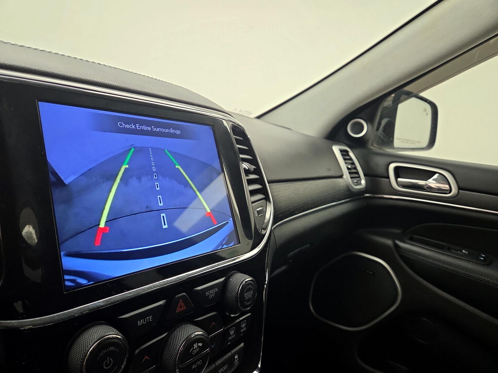 Thumbnail: 2021 Jeep Grand Cherokee - 15