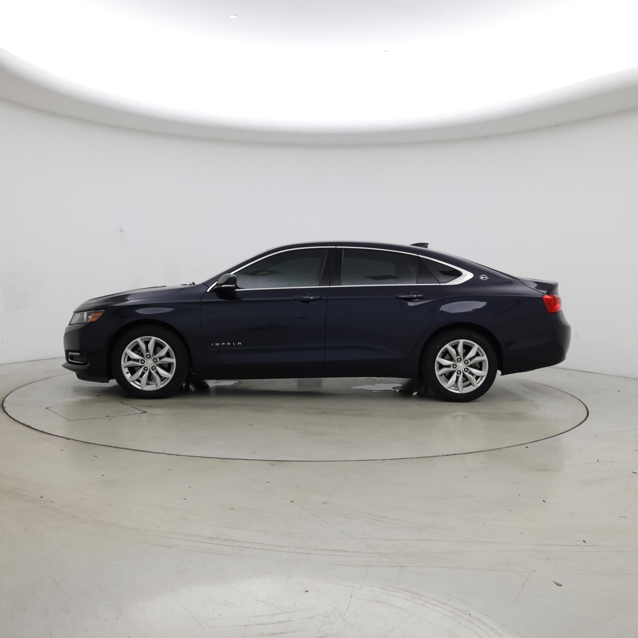 Thumbnail: 2019 Chevrolet Impala - 3