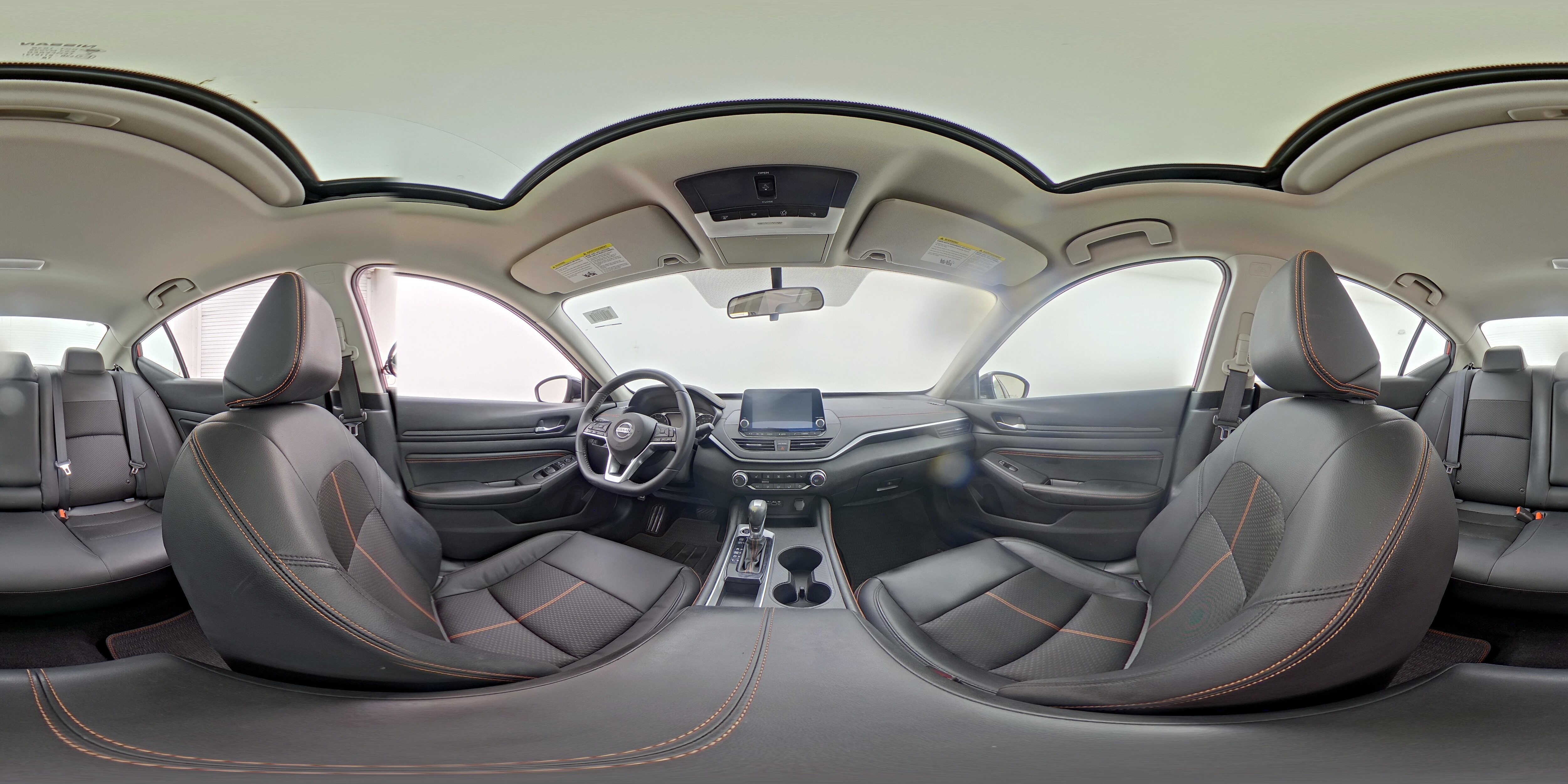 2019 Nissan Altima SR - Photo 25