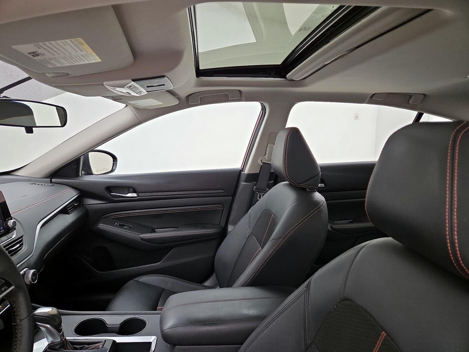 2019 Nissan Altima SR - Photo 20