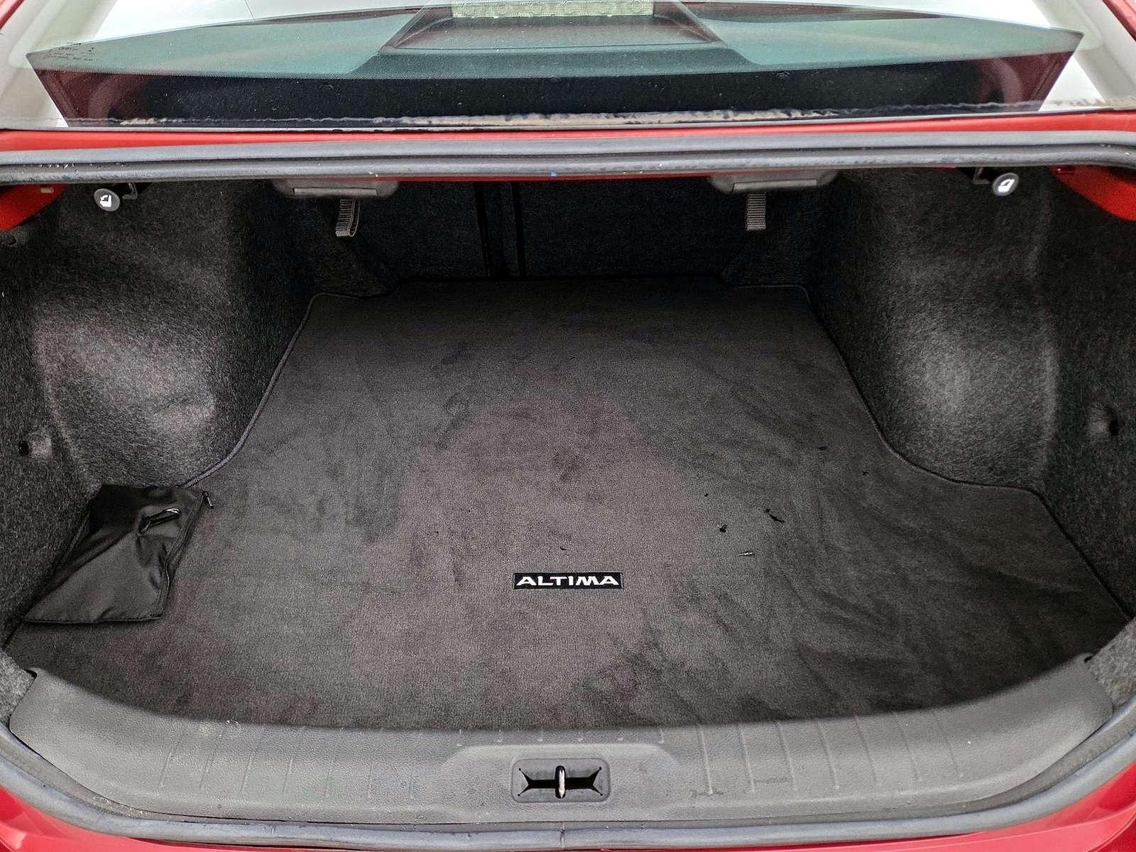 2019 Nissan Altima SR - Photo 22