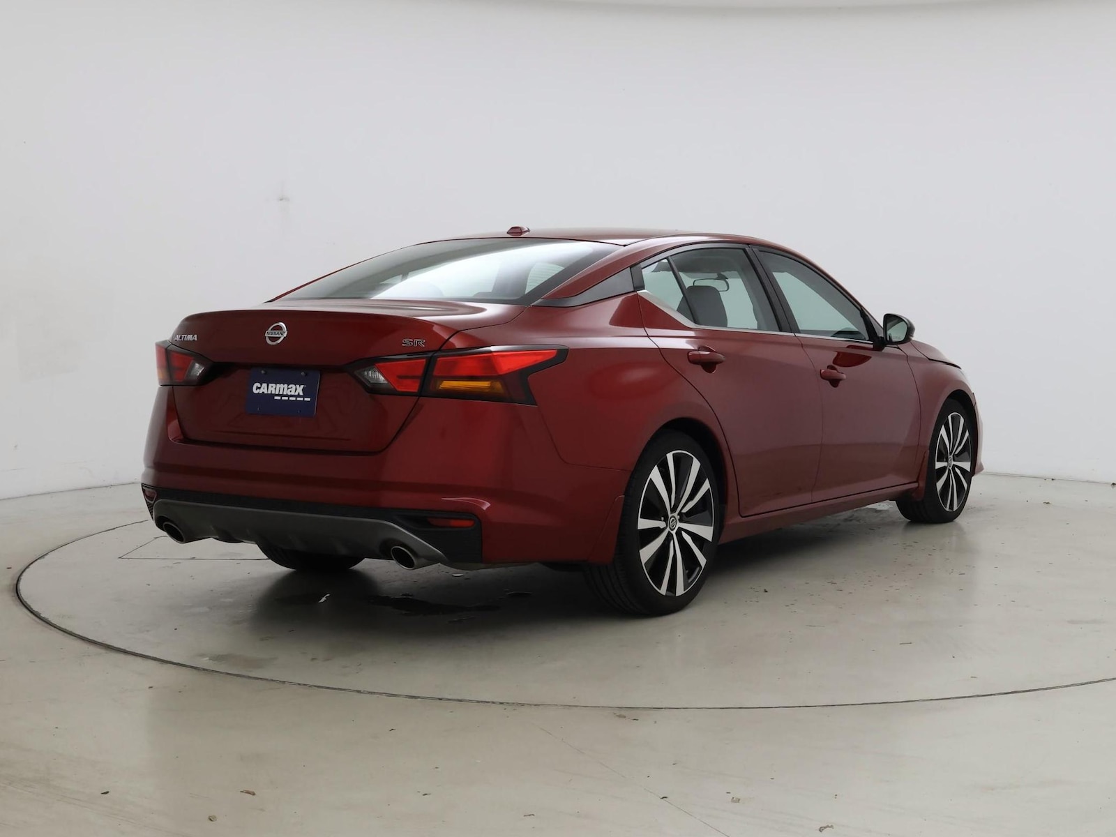 2019 Nissan Altima SR - Photo 9