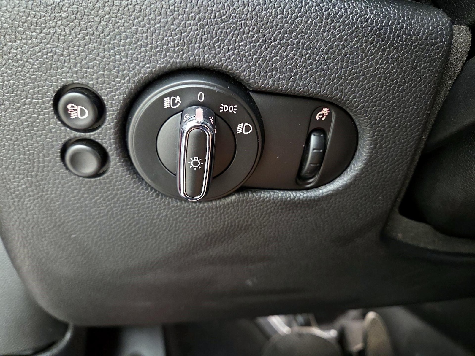 2023 MINI 3 Door S - Photo 14