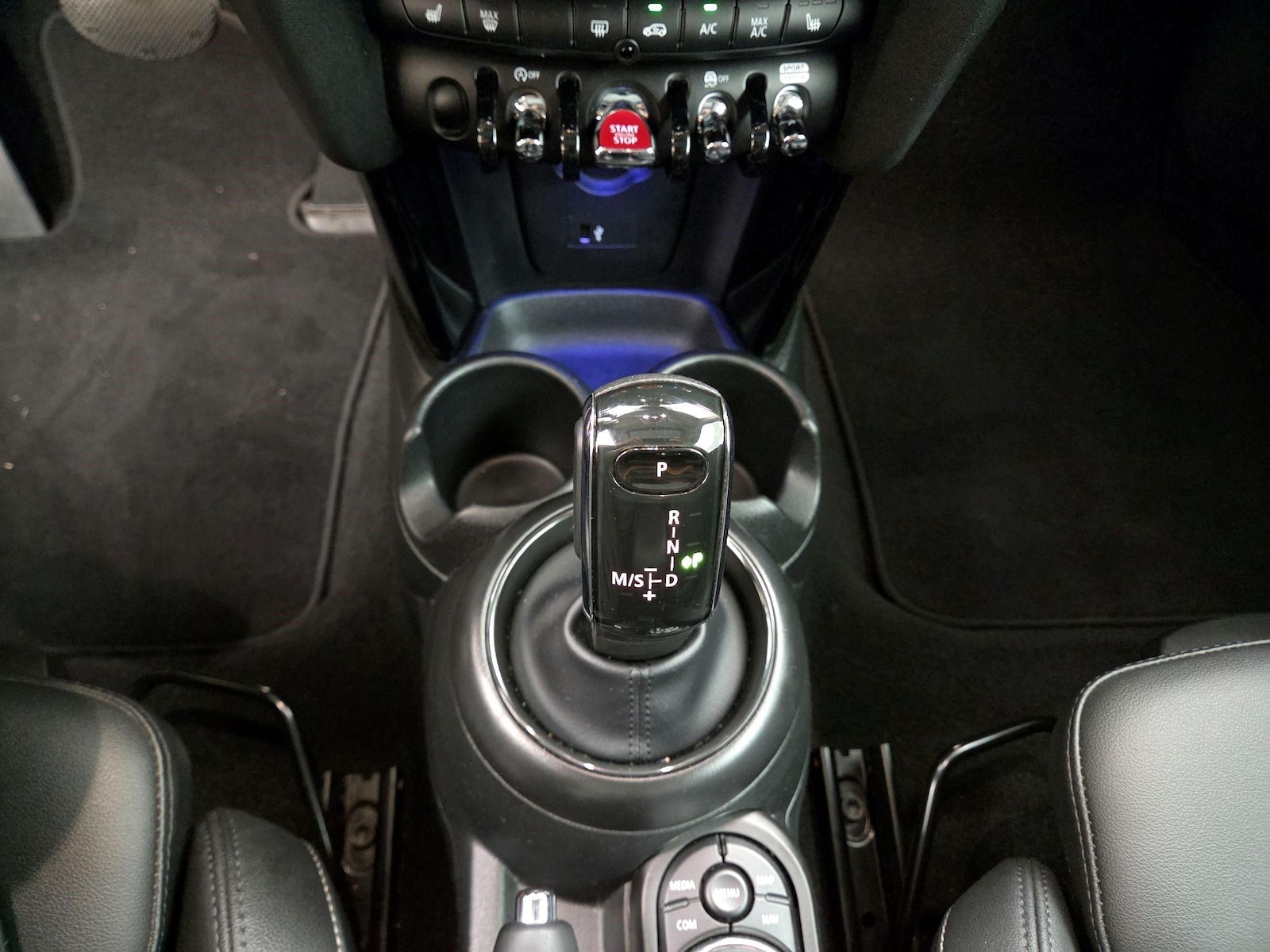 2023 MINI 3 Door S - Photo 19