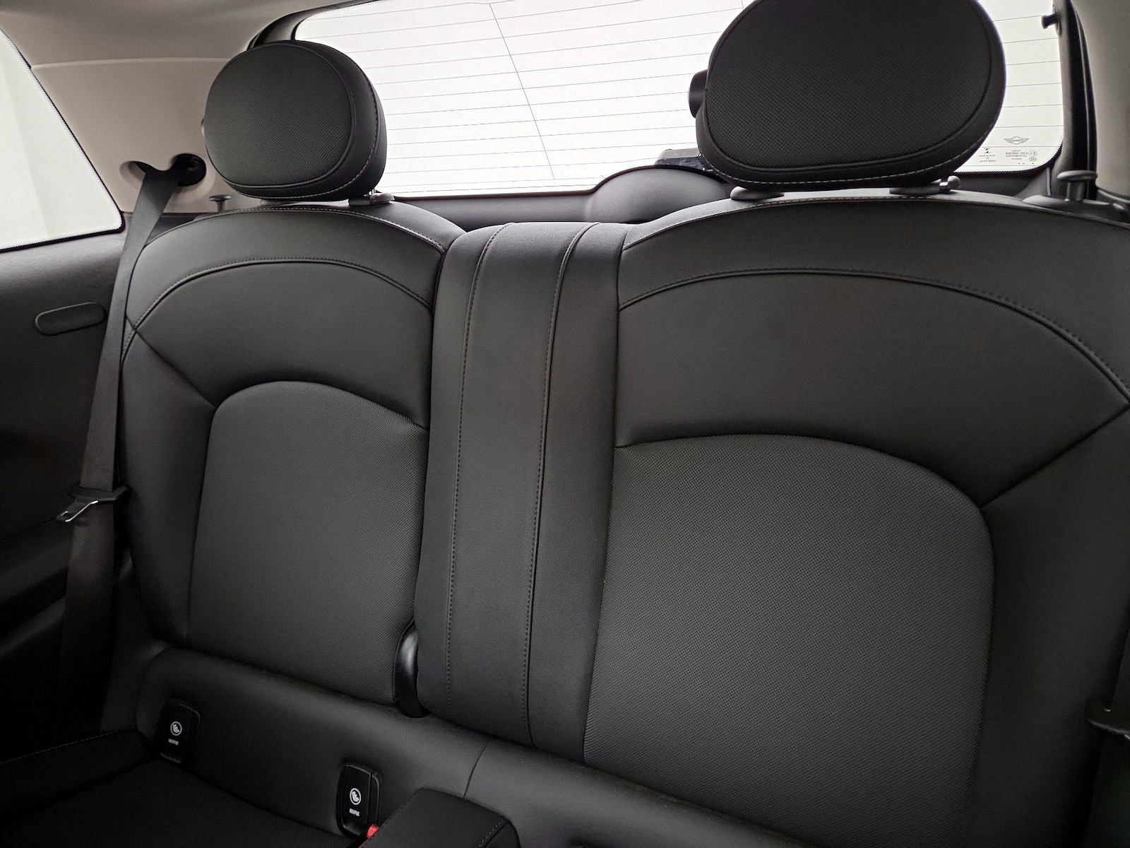 2023 MINI 3 Door S - Photo 22