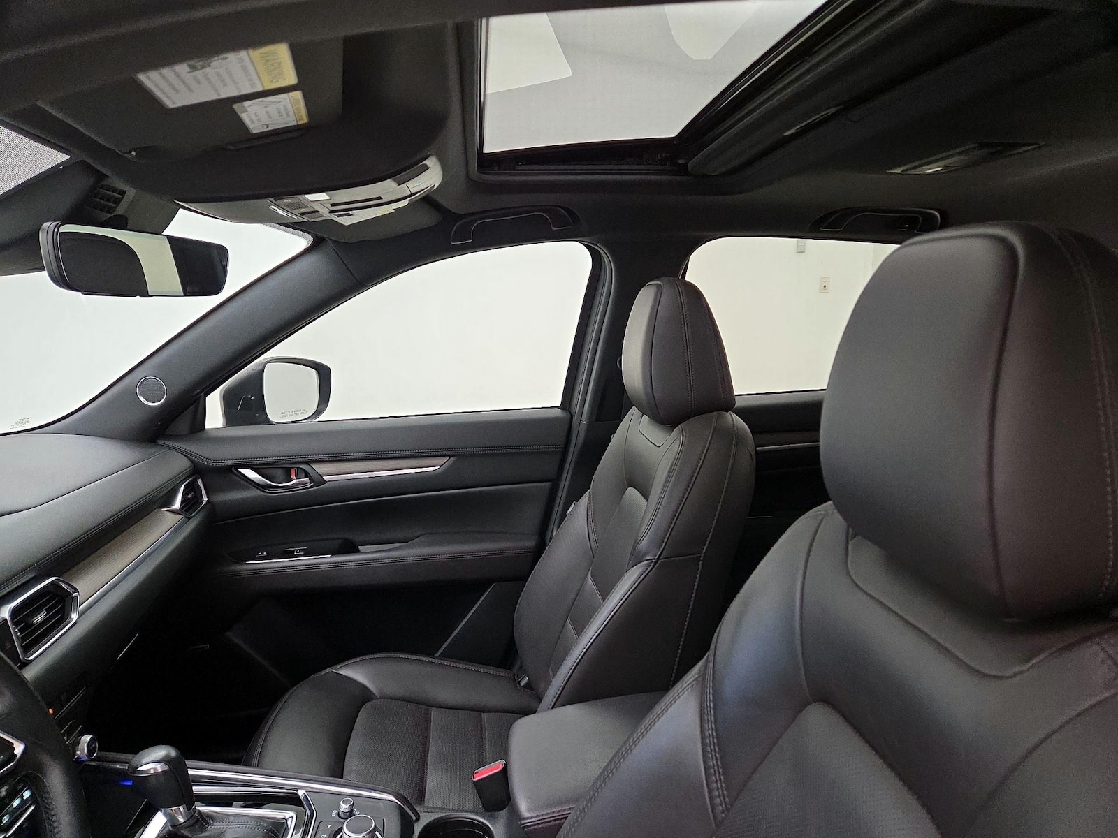 Sunroof(s) & Overhead Airbags
