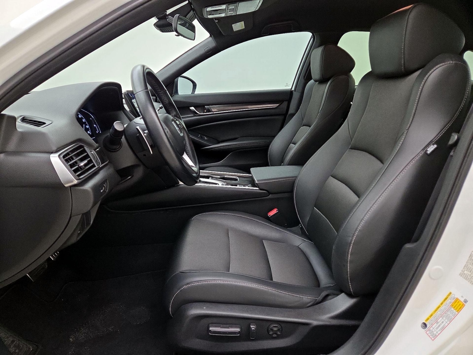 Power Seat(s) & Side Airbags