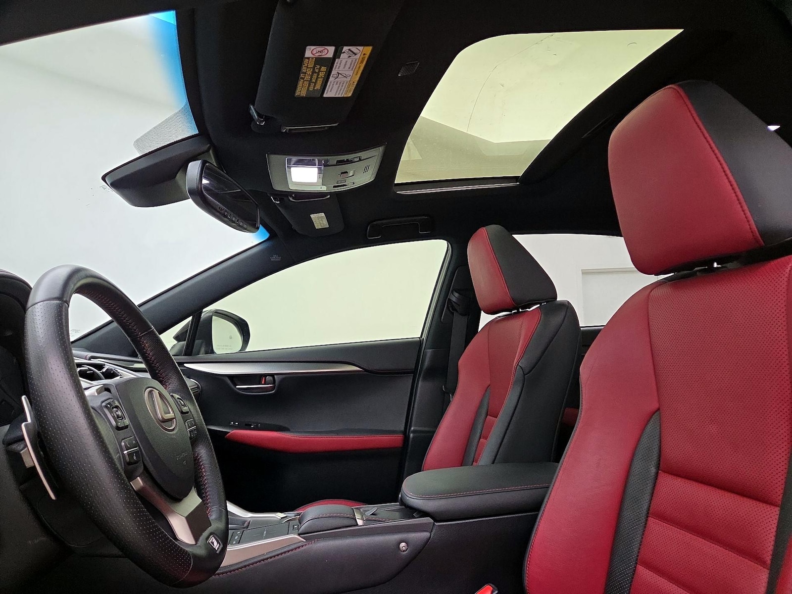 Sunroof(s) & Overhead Airbags