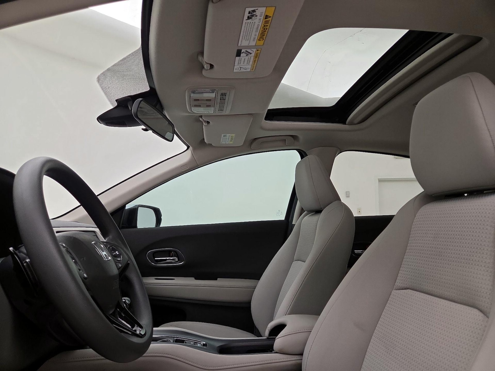 Sunroof(s) & Overhead Airbags