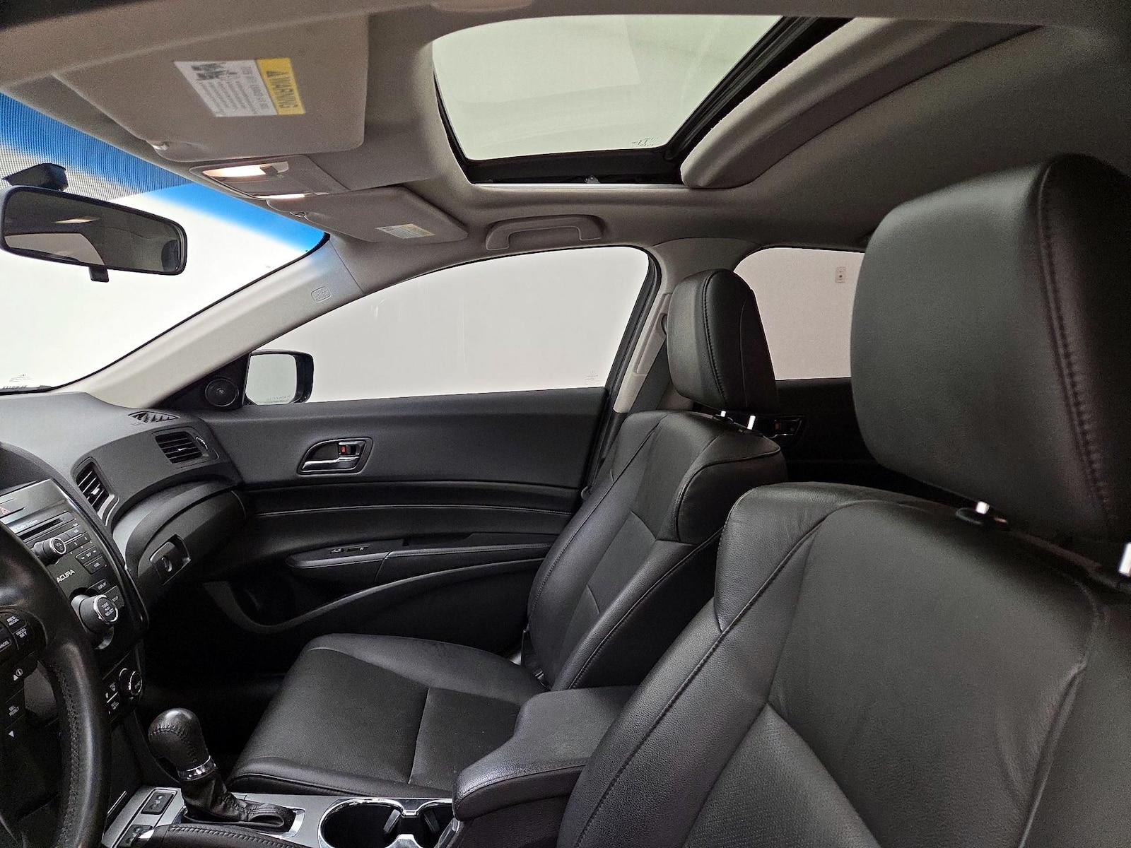 Sunroof(s) & Overhead Airbags