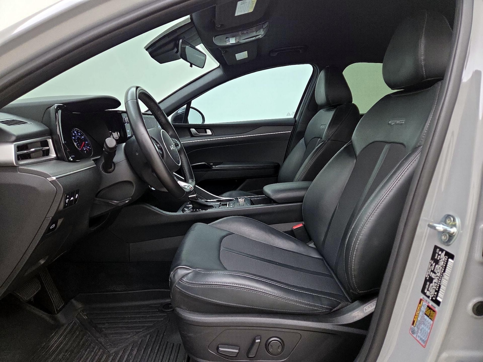 Power Seat(s) & Side Airbags