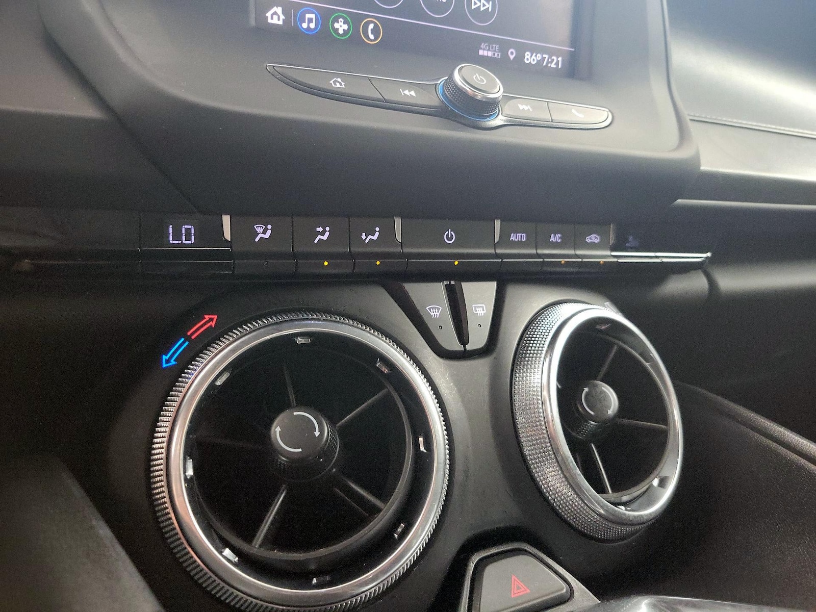 2020 Chevrolet Camaro 1LT - Photo 17