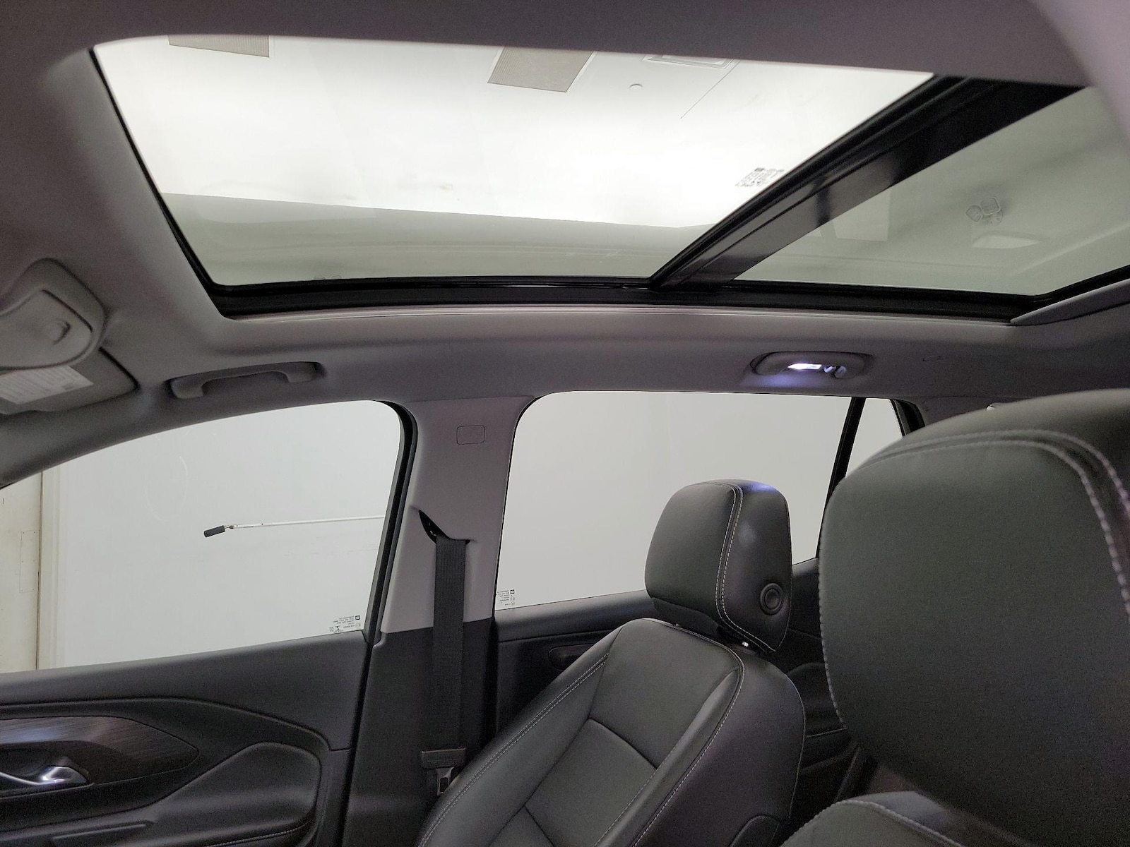 2023 GMC Terrain SLT - Photo 20