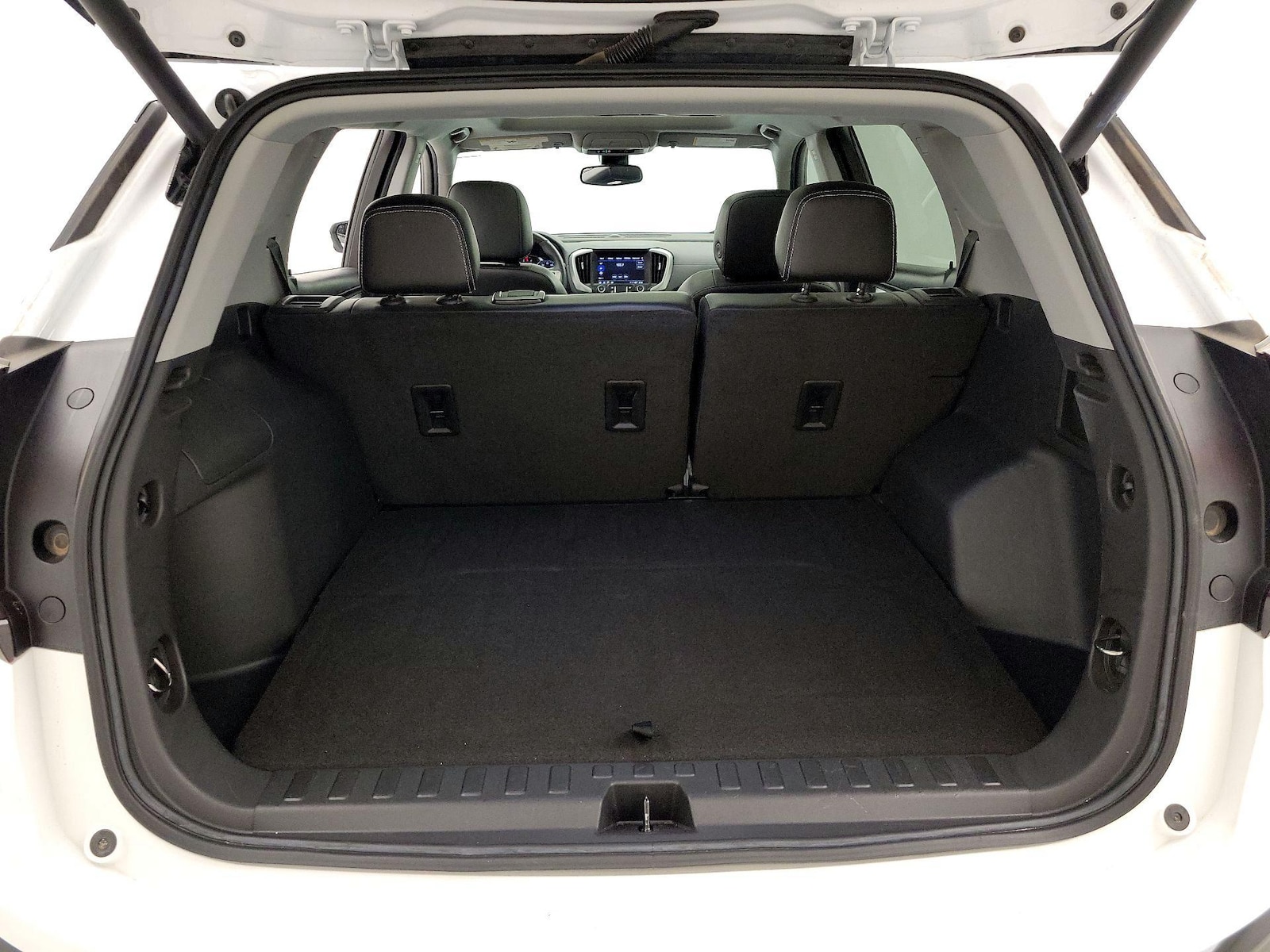 2023 GMC Terrain SLT - Photo 22