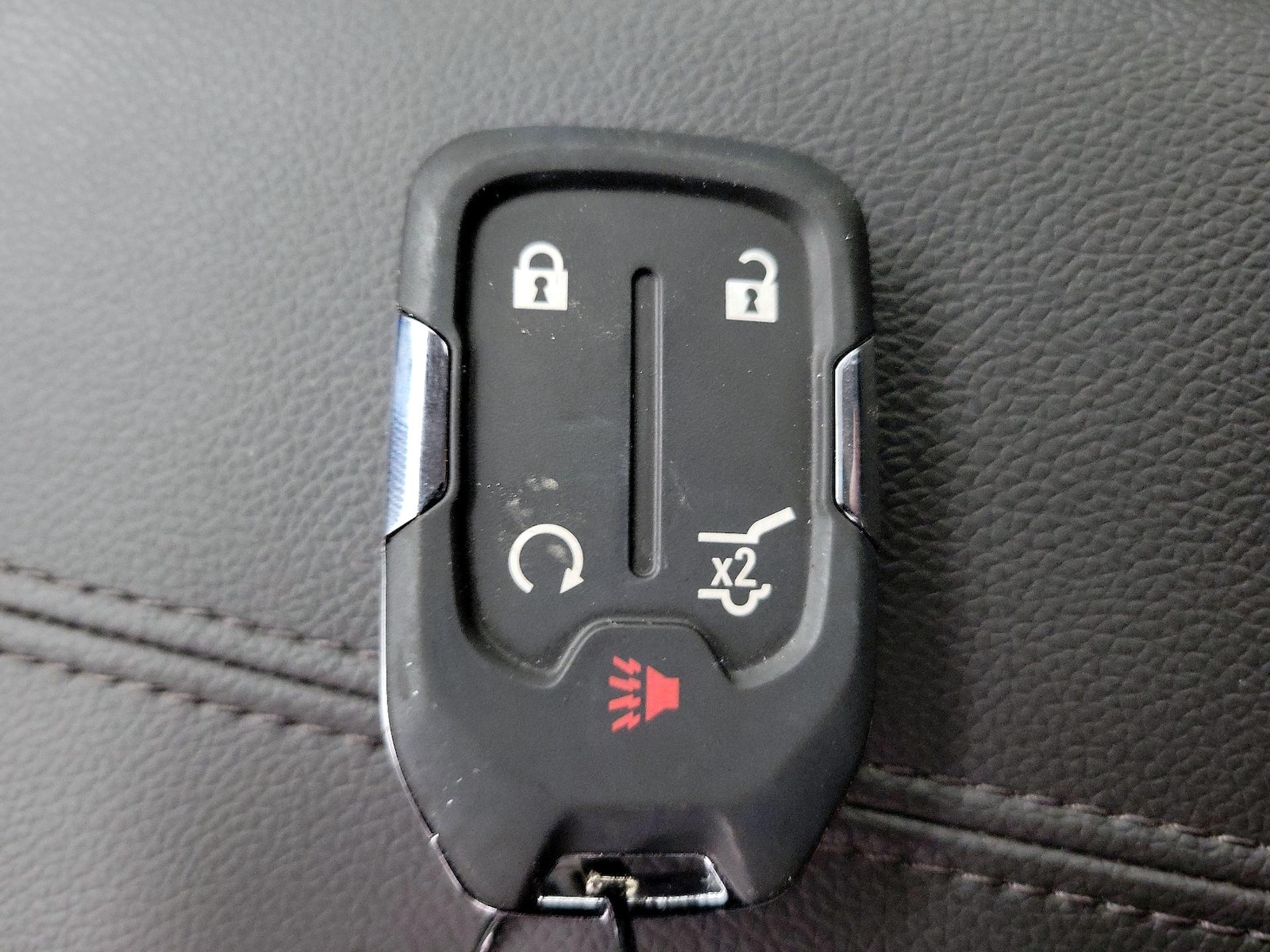 2023 GMC Terrain SLT - Photo 24