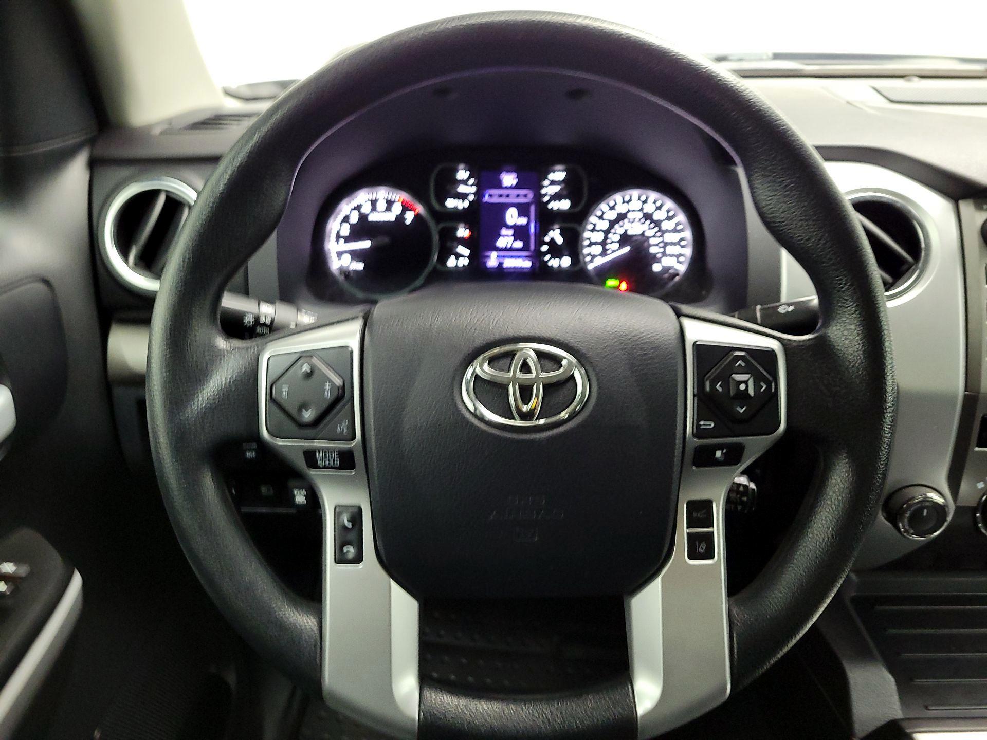Thumbnail: 2019 Toyota Tundra - 10