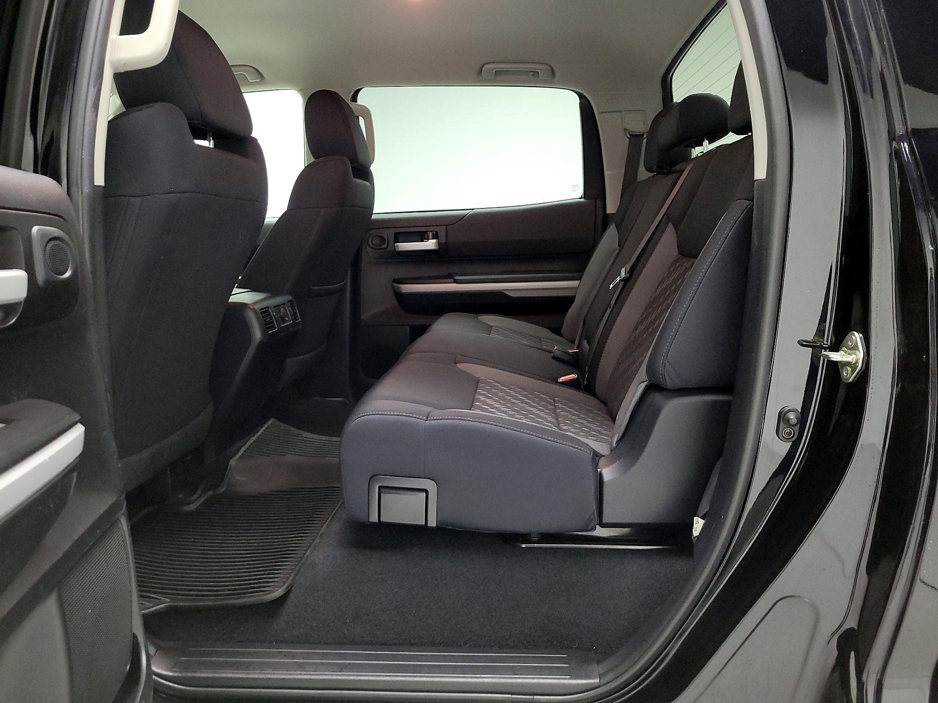 Thumbnail: 2019 Toyota Tundra - 18