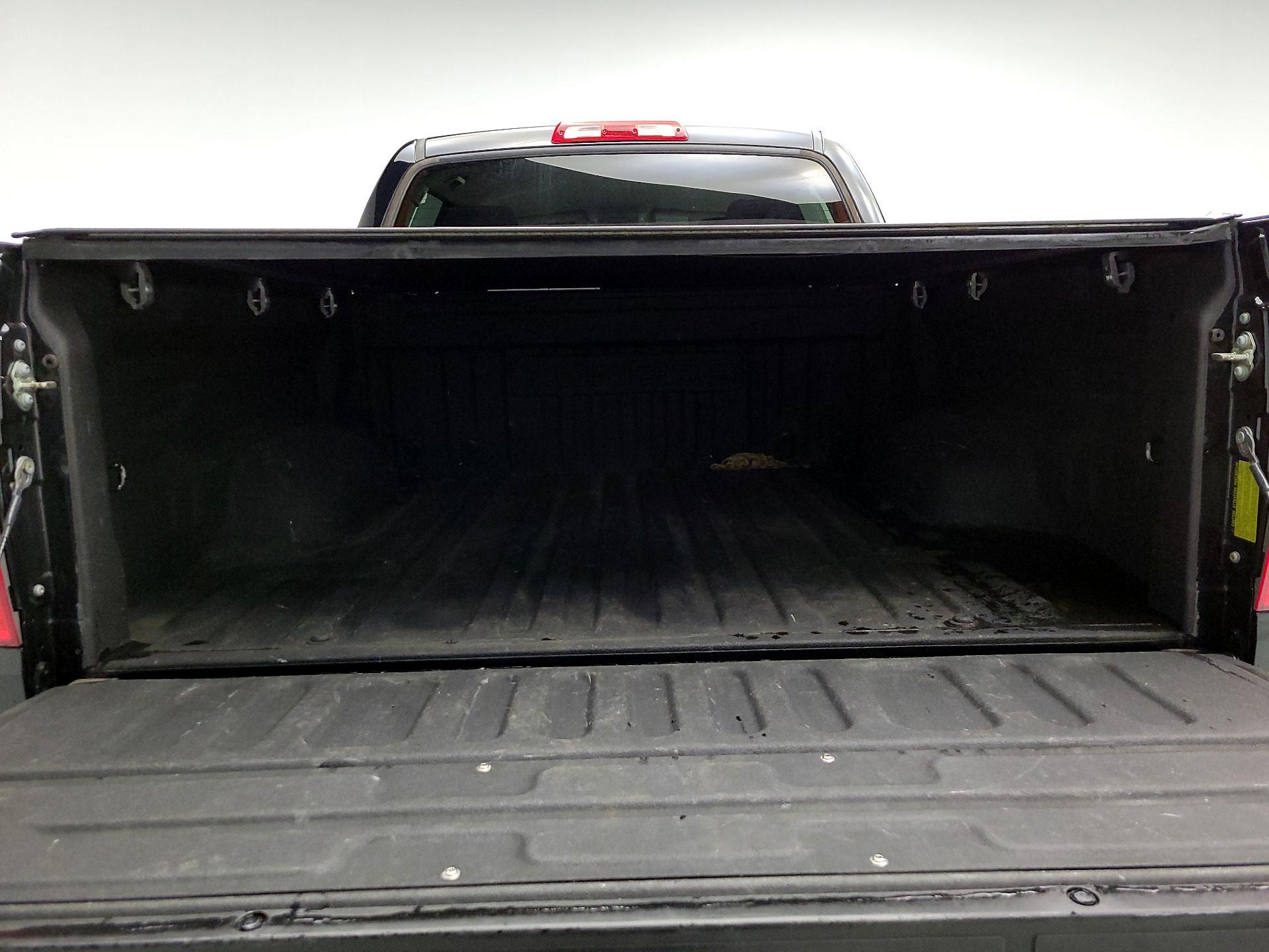 Thumbnail: 2019 Toyota Tundra - 19