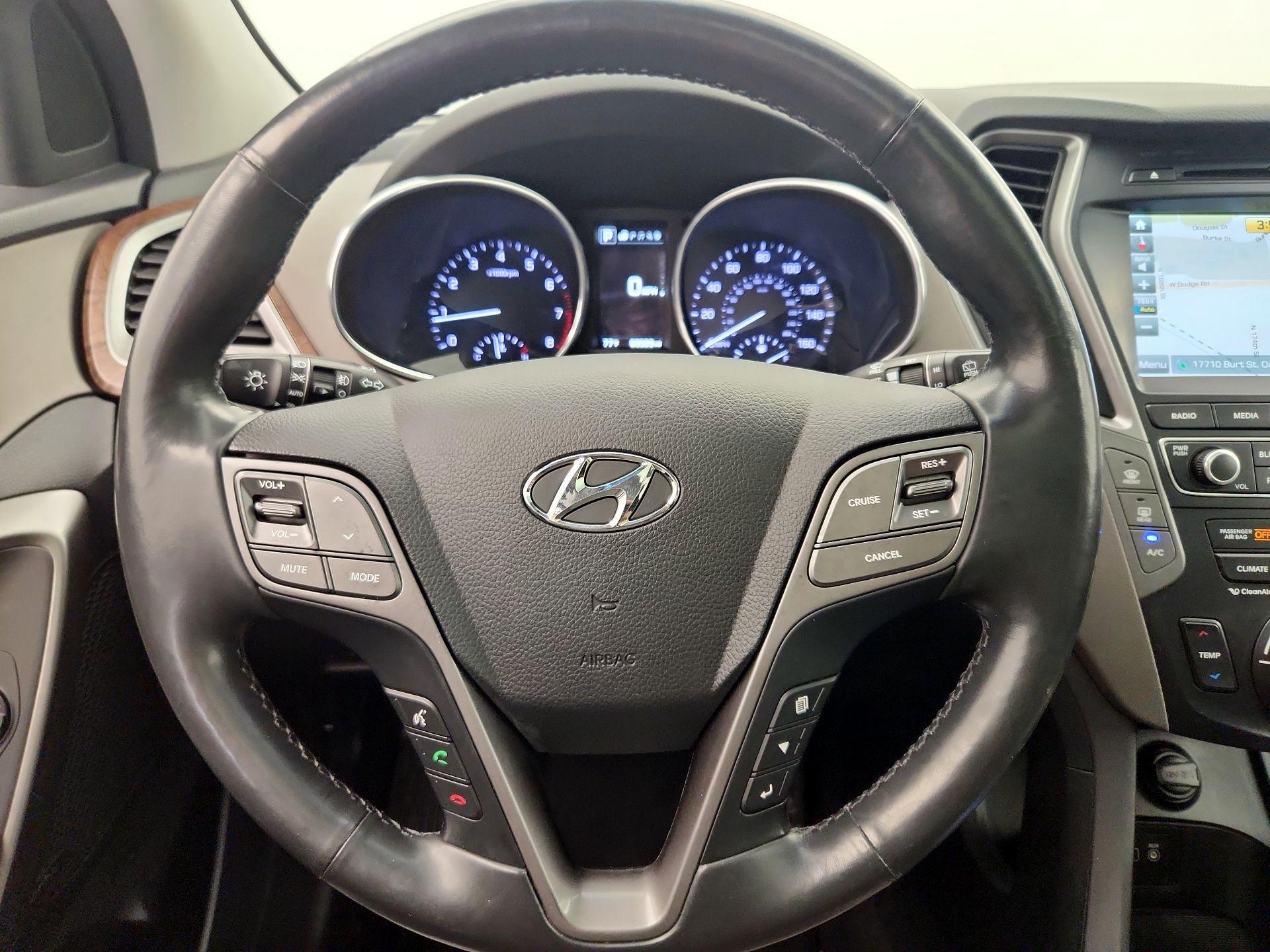 Thumbnail: 2017 Hyundai Santa Fe - 10