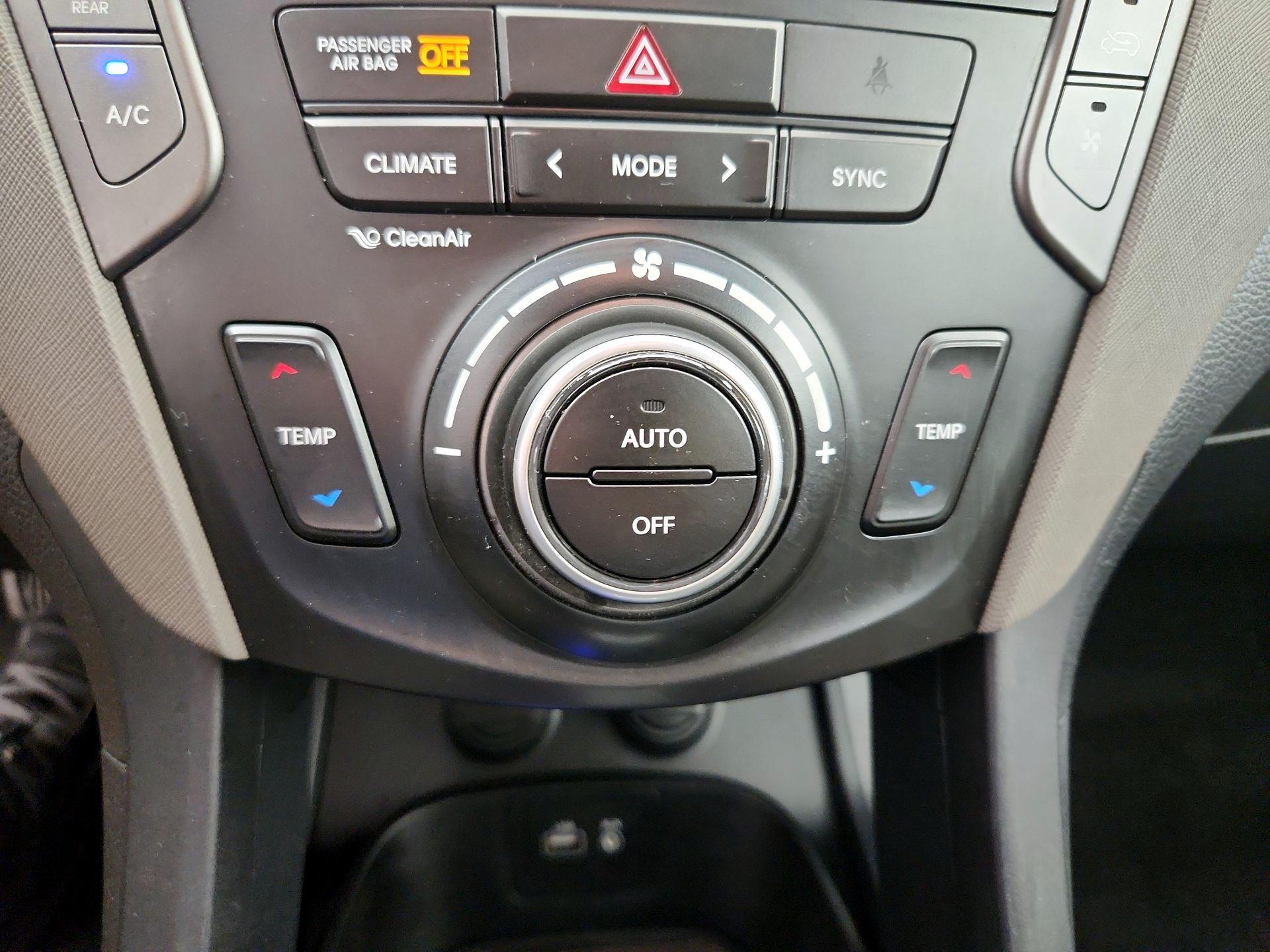 Thumbnail: 2017 Hyundai Santa Fe - 17